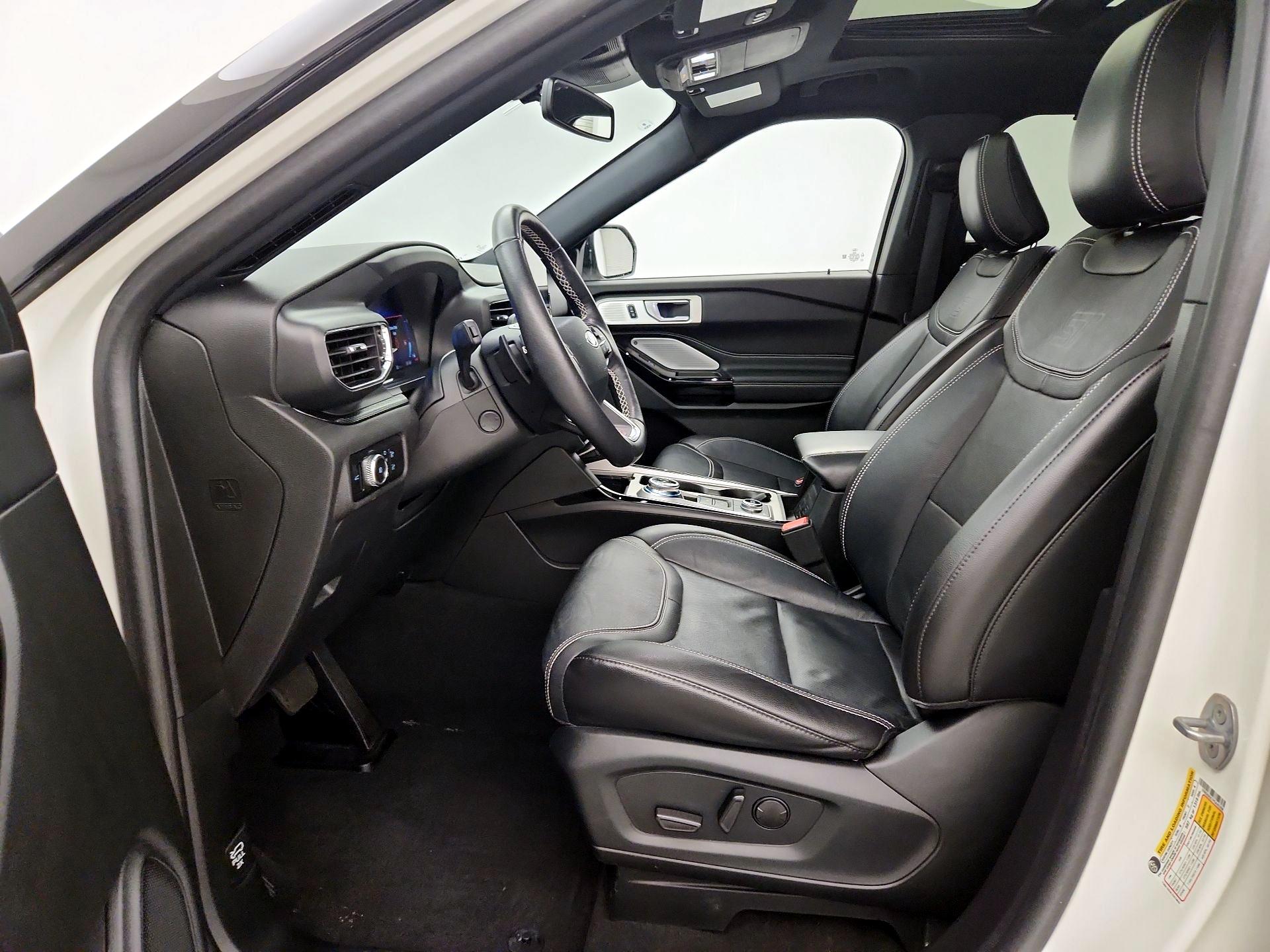 Thumbnail: 2023 Ford Explorer - 11