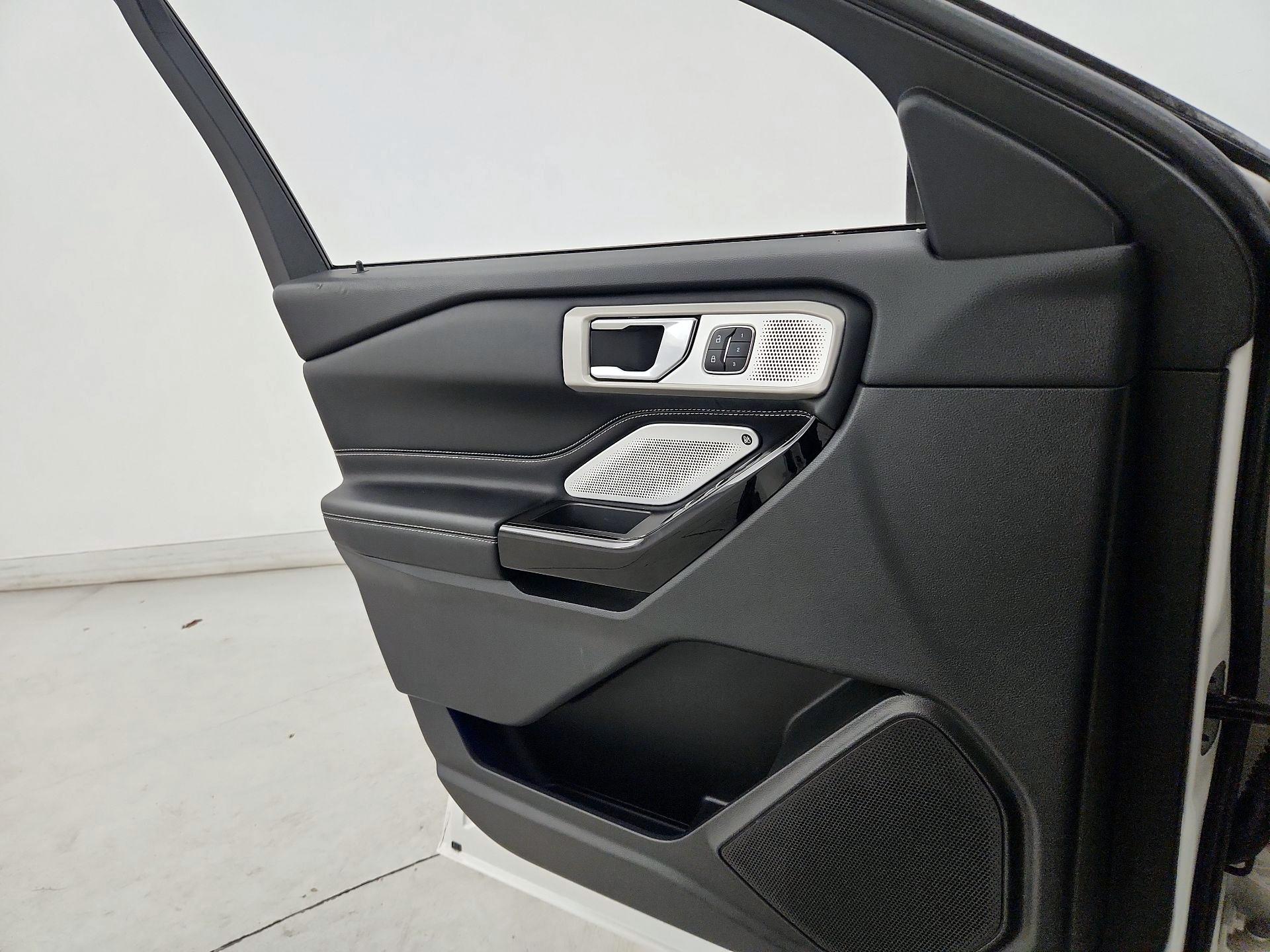 Thumbnail: 2023 Ford Explorer - 12