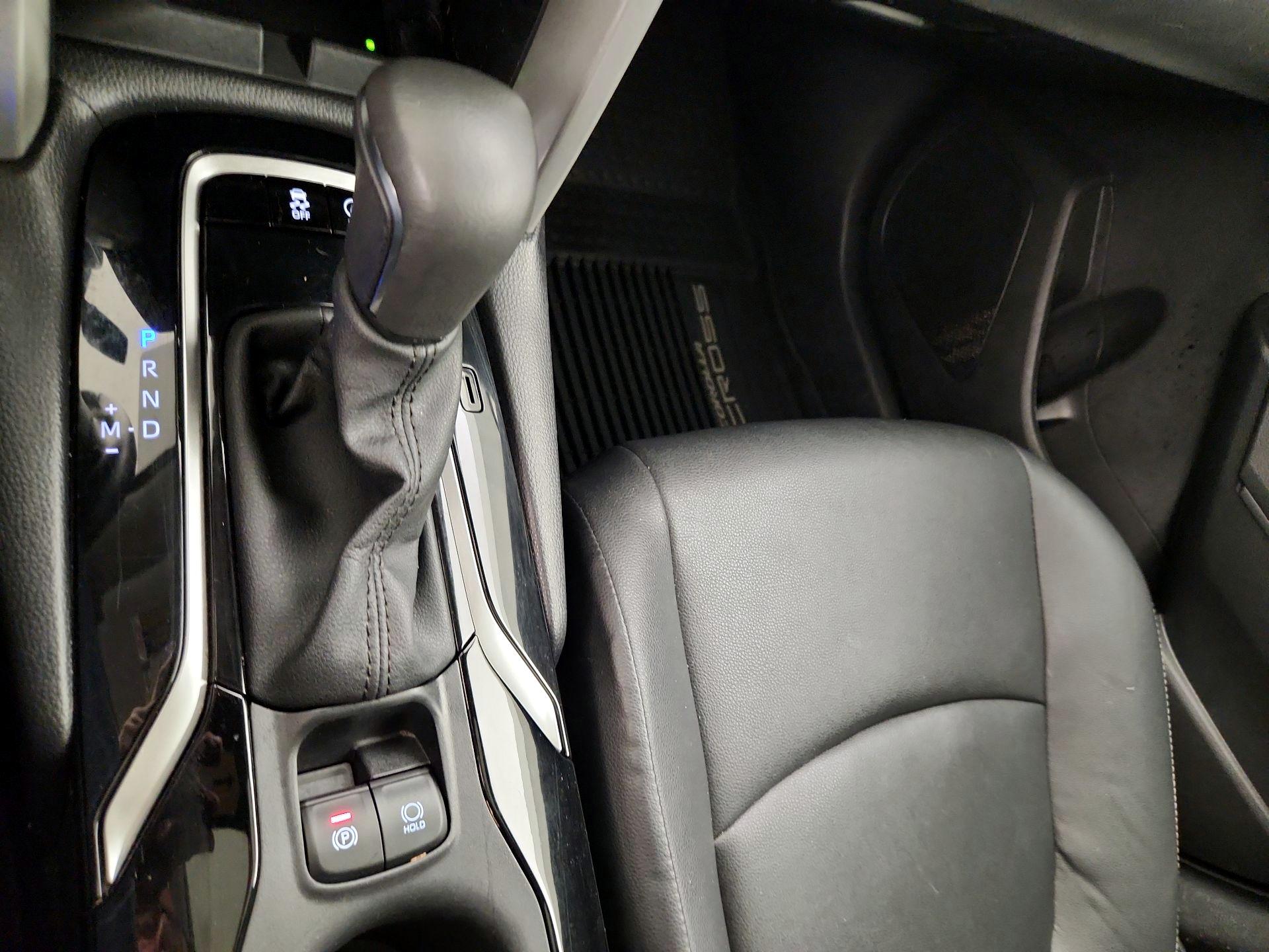 Thumbnail: 2024 Toyota Corolla Cross - 18