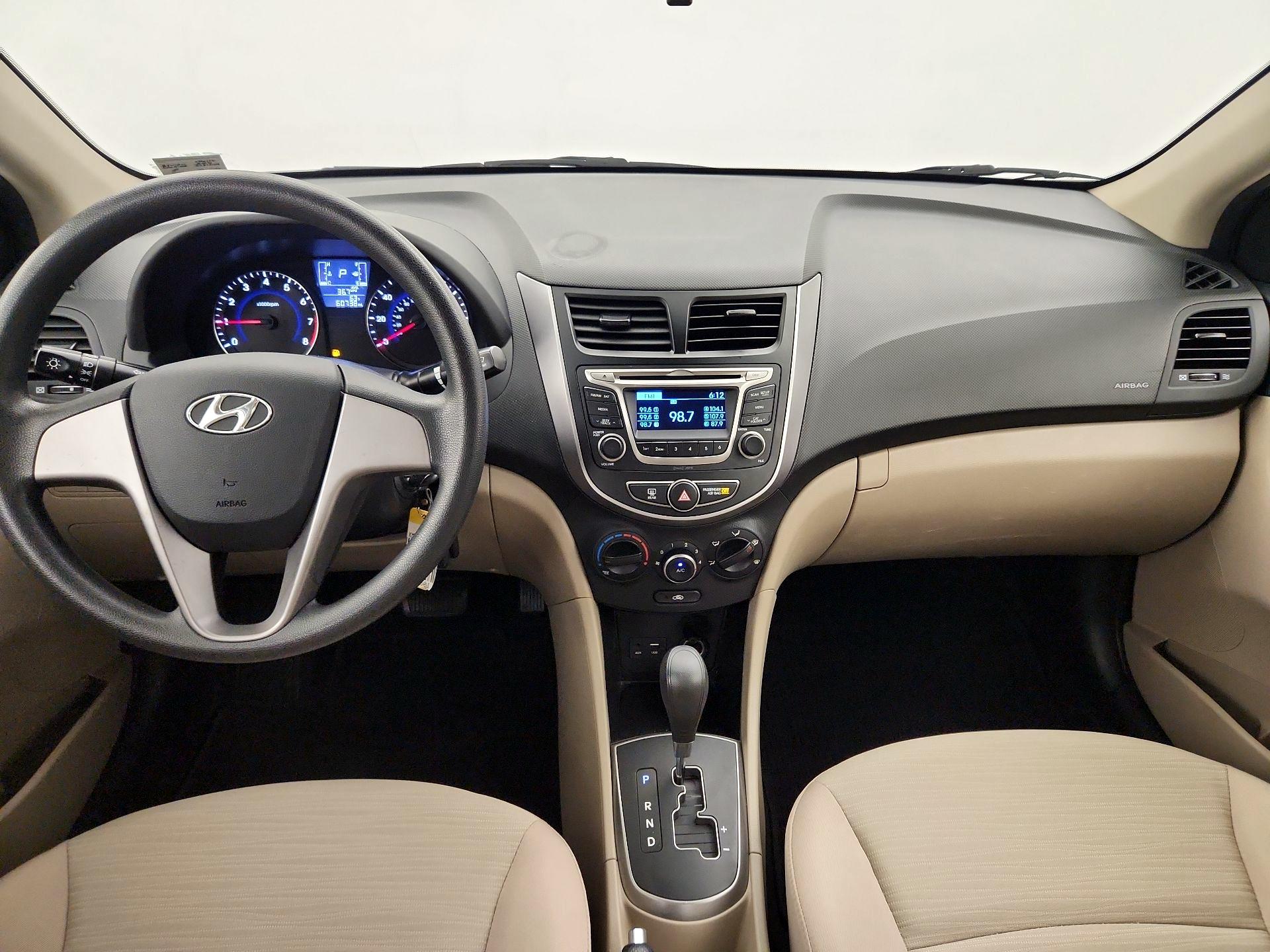 Thumbnail: 2016 Hyundai Accent - 9