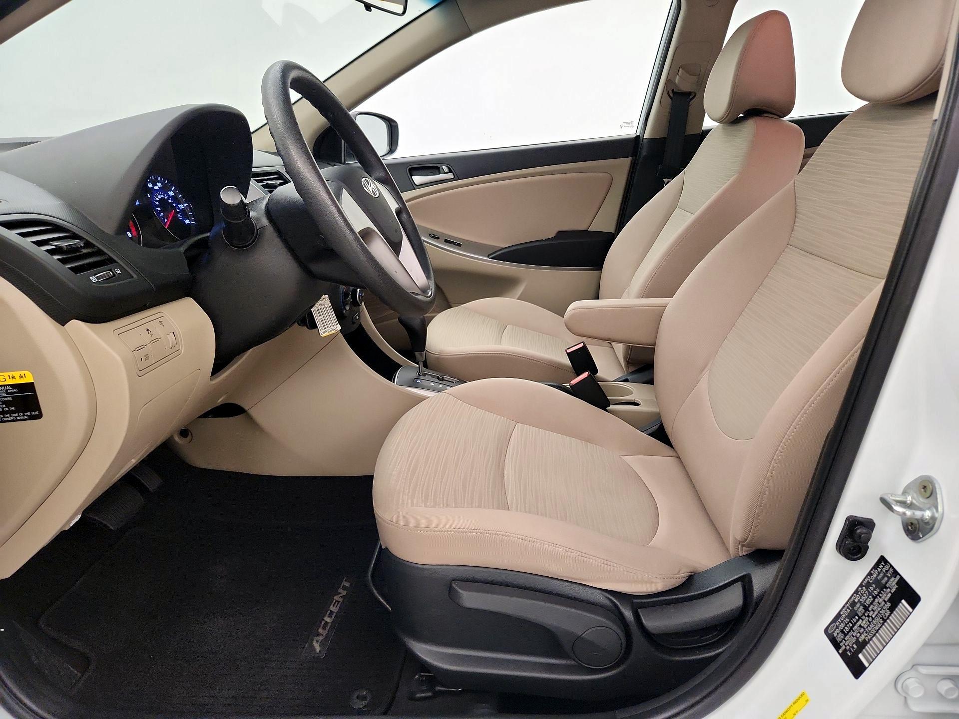 Thumbnail: 2016 Hyundai Accent - 11