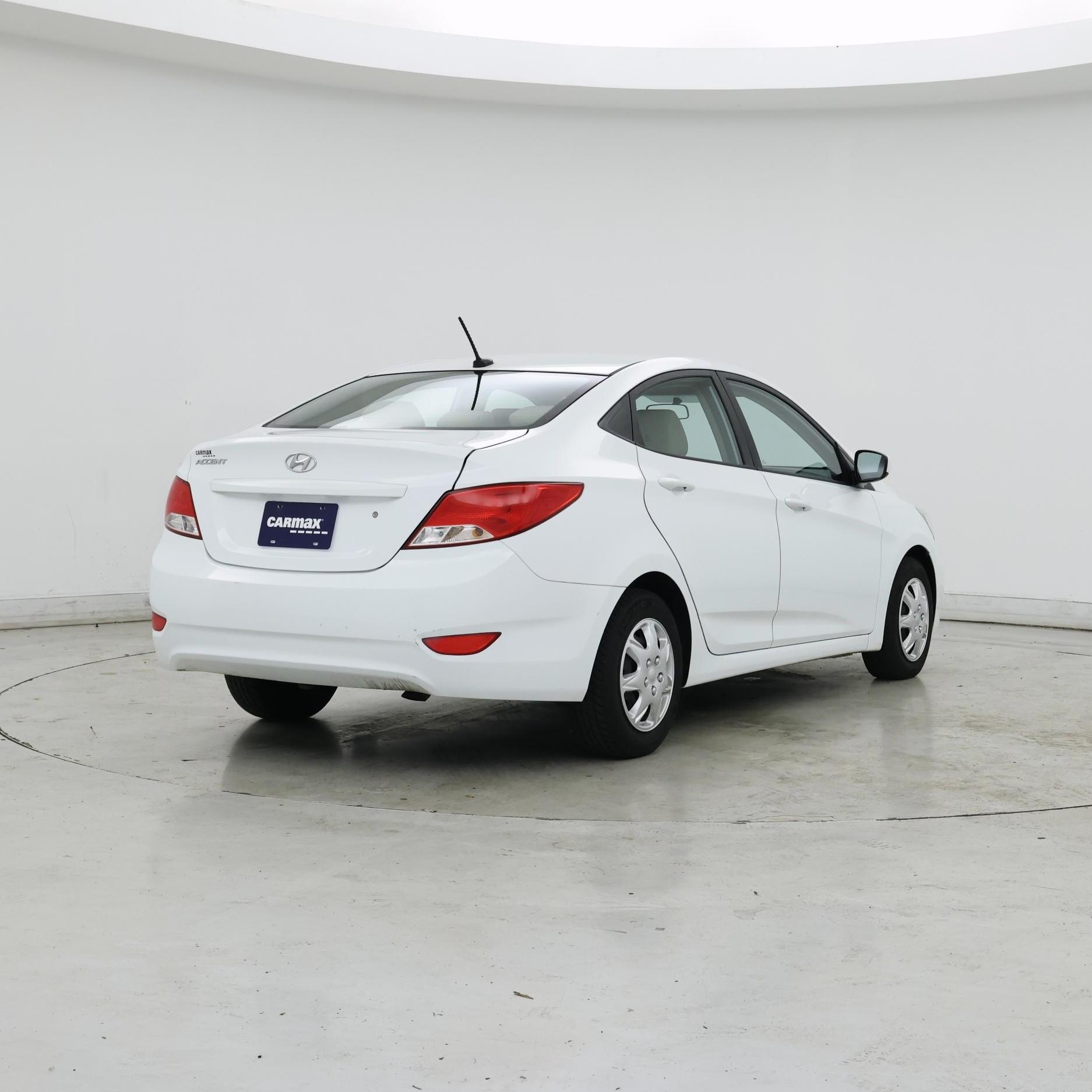 Thumbnail: 2016 Hyundai Accent - 8