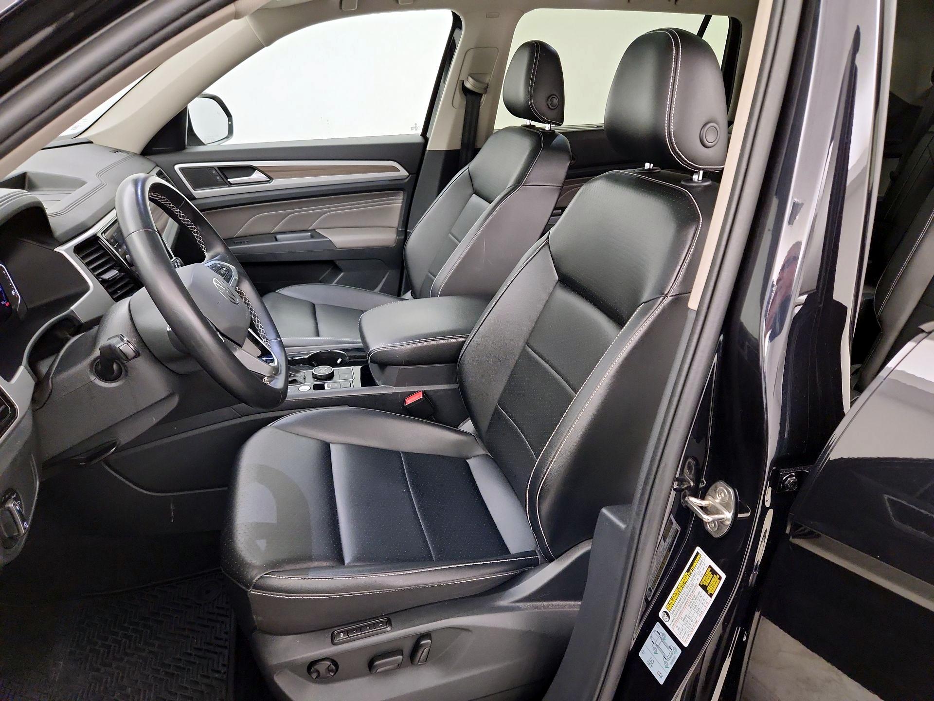 Thumbnail: 2021 Volkswagen Atlas - 11