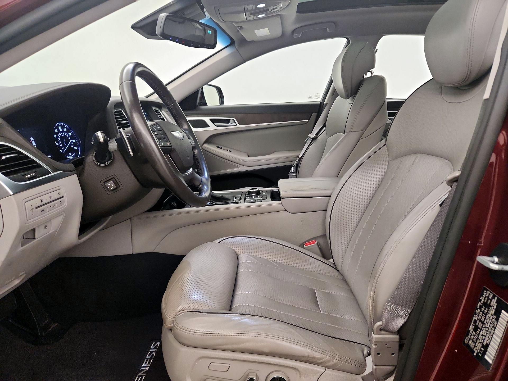 Thumbnail: 2015 Hyundai Genesis - 11