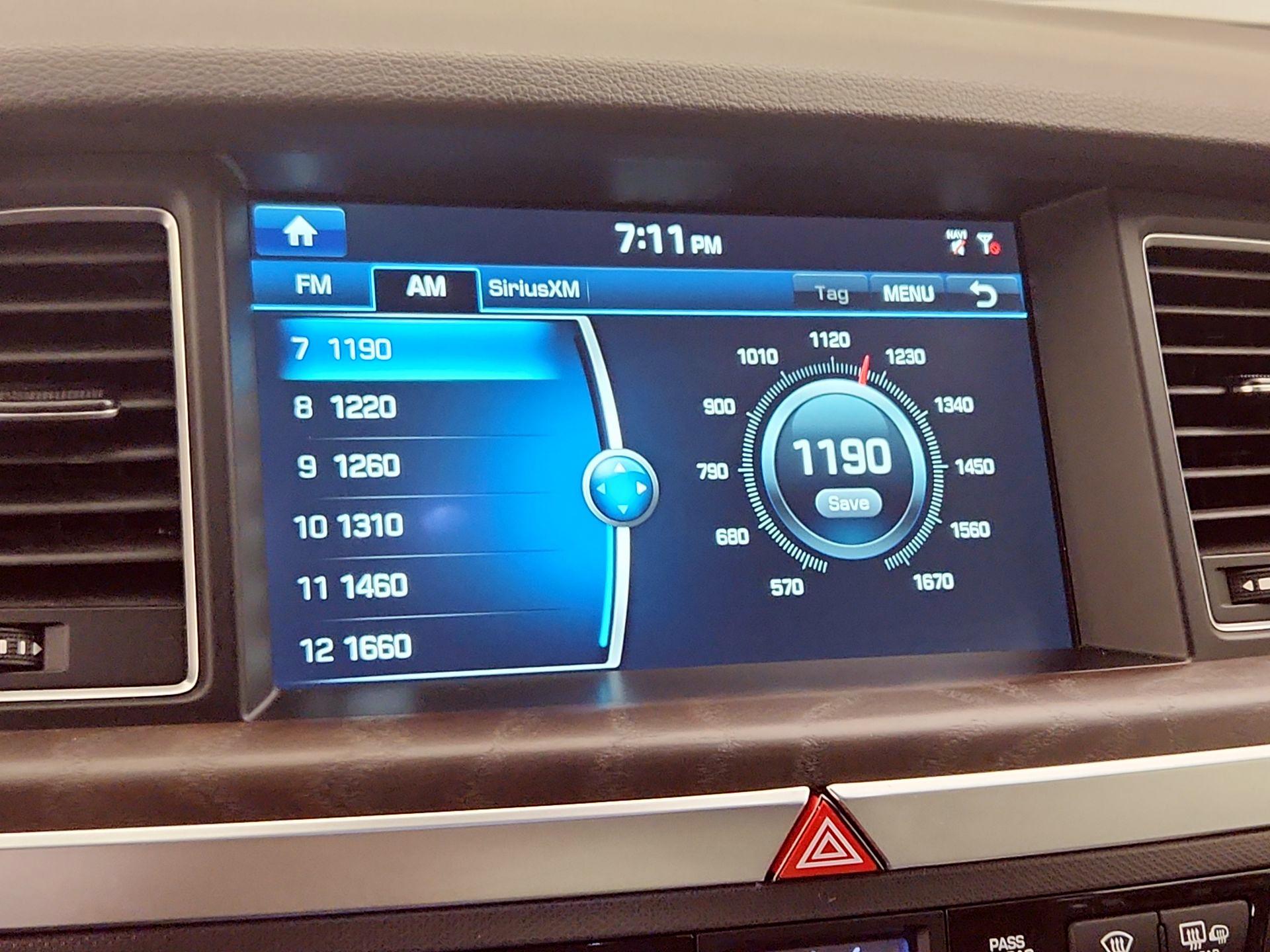 Thumbnail: 2015 Hyundai Genesis - 16