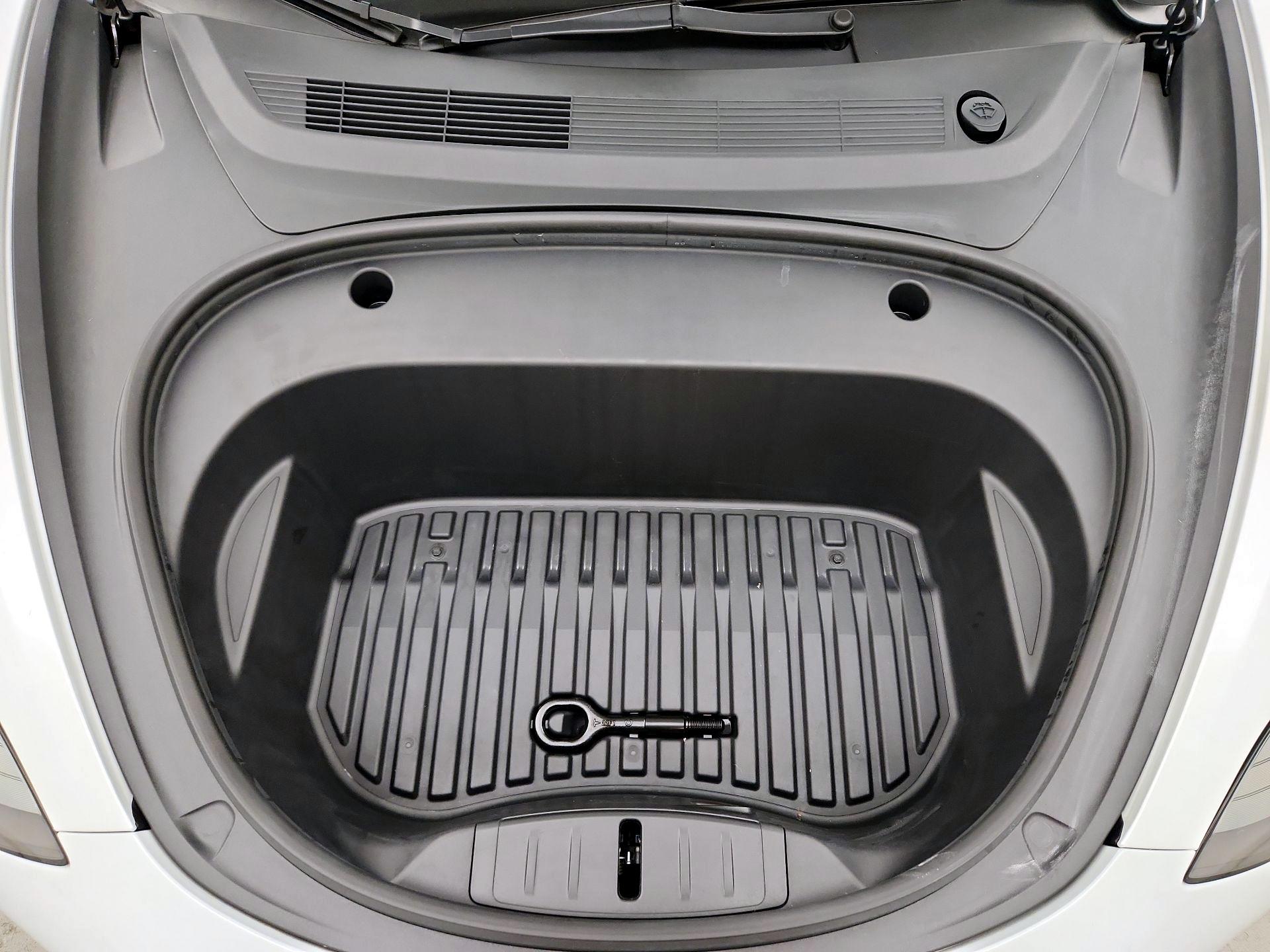 Thumbnail: 2023 Tesla Model 3 - 20