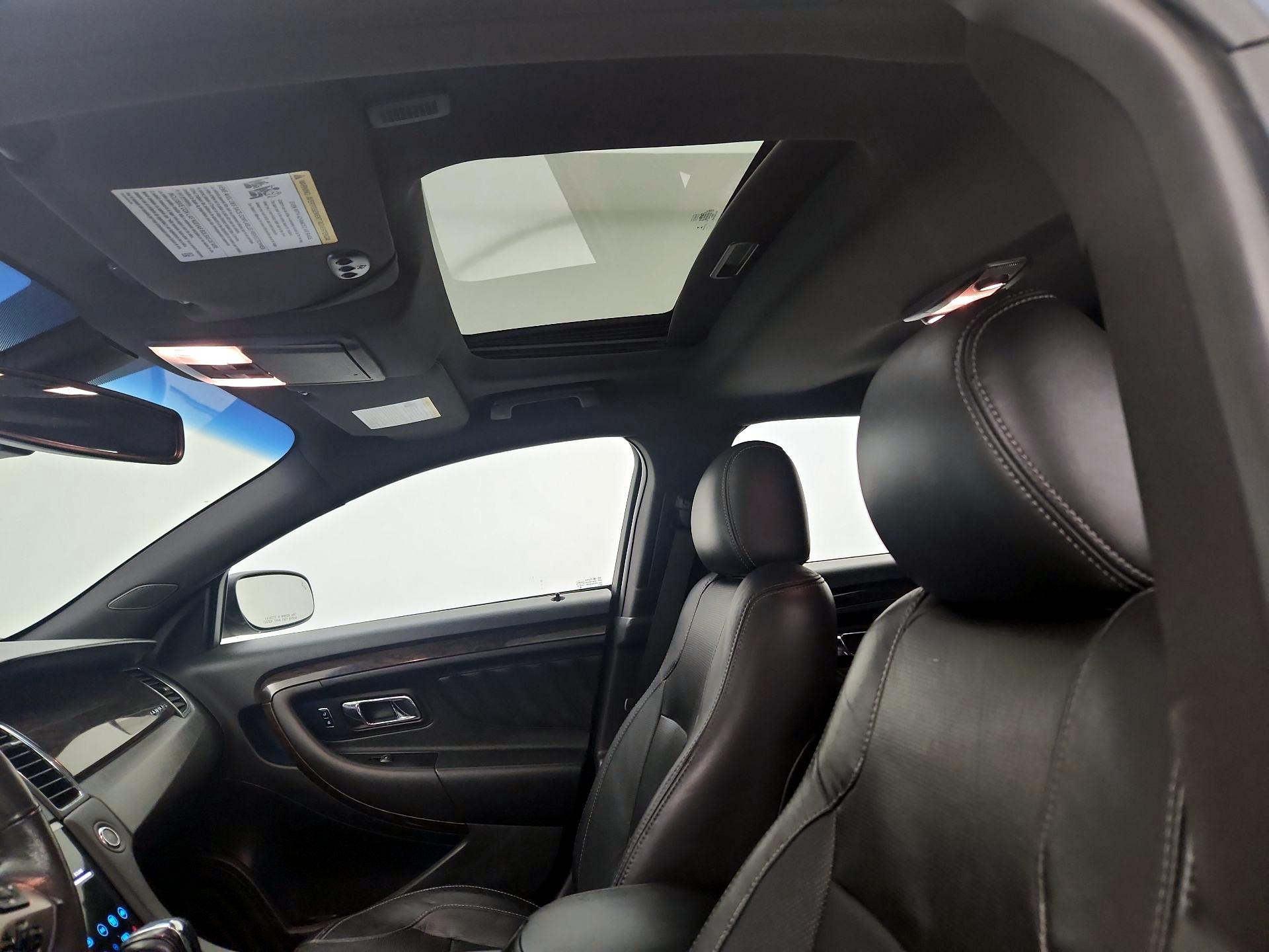 Thumbnail: 2018 Ford Taurus - 20