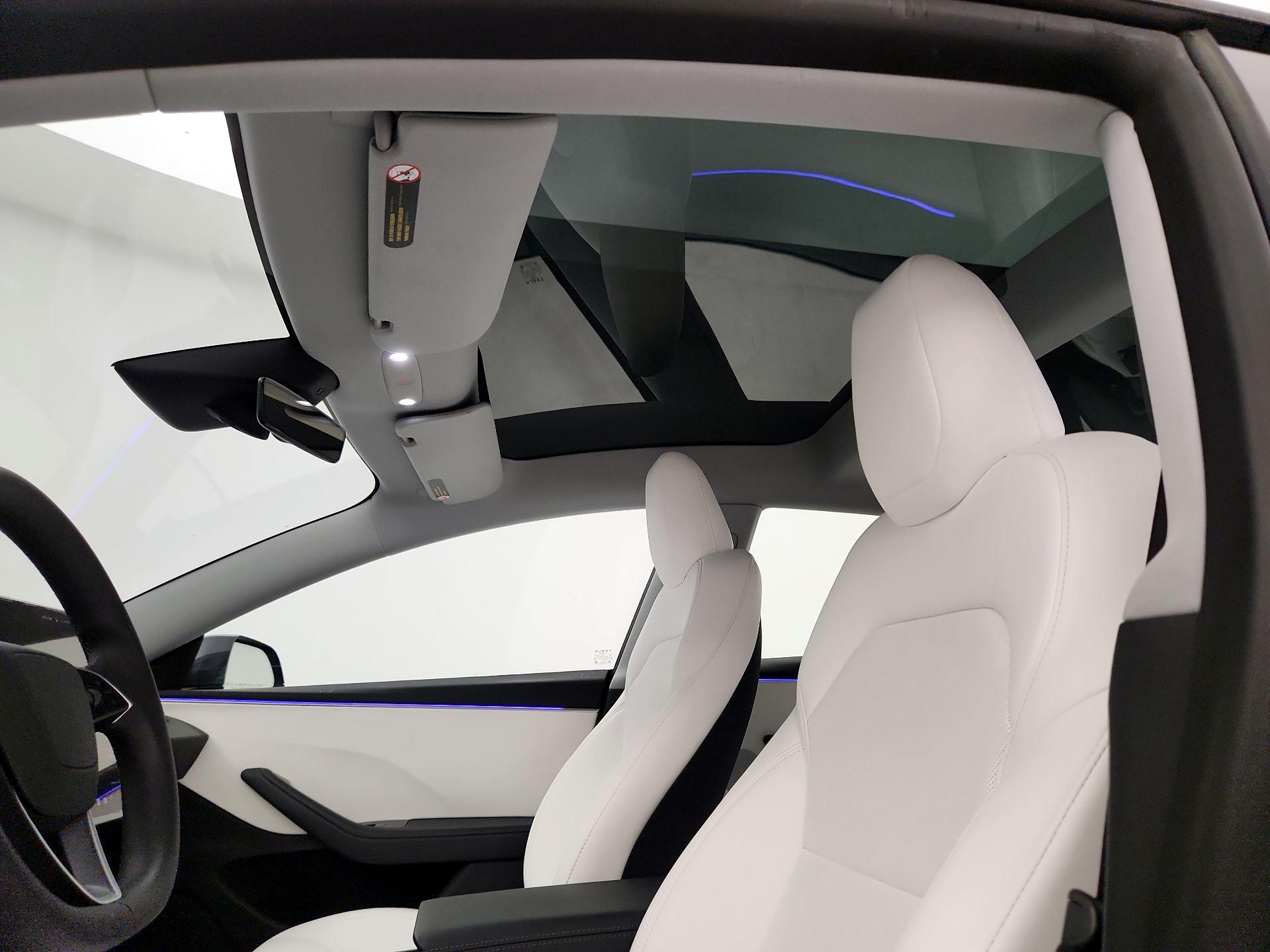 Thumbnail: 2024 Tesla Model 3 - 19