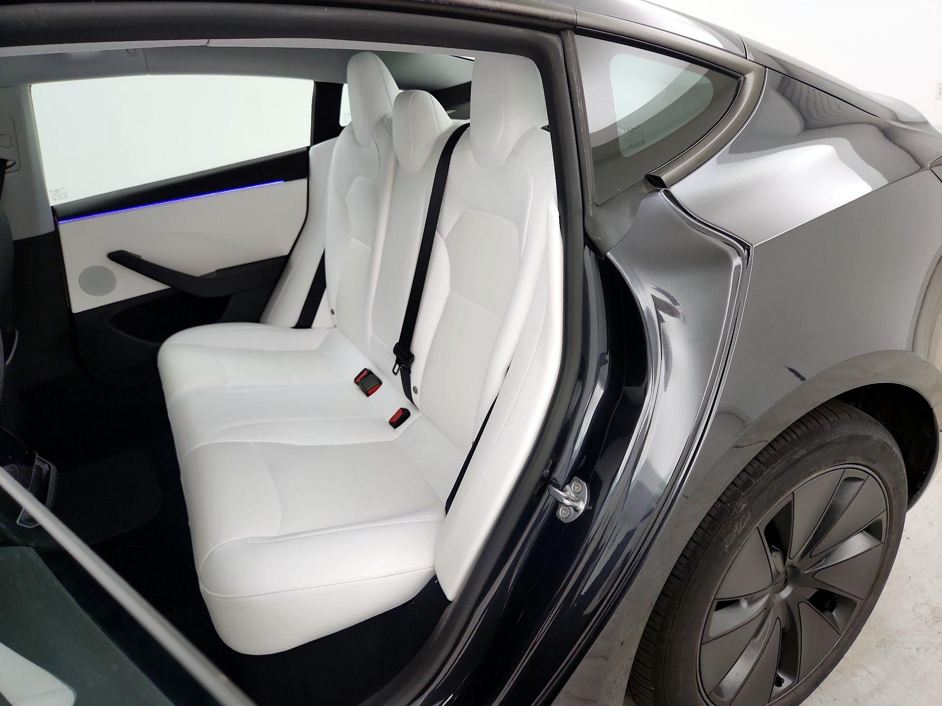 Thumbnail: 2024 Tesla Model 3 - 20