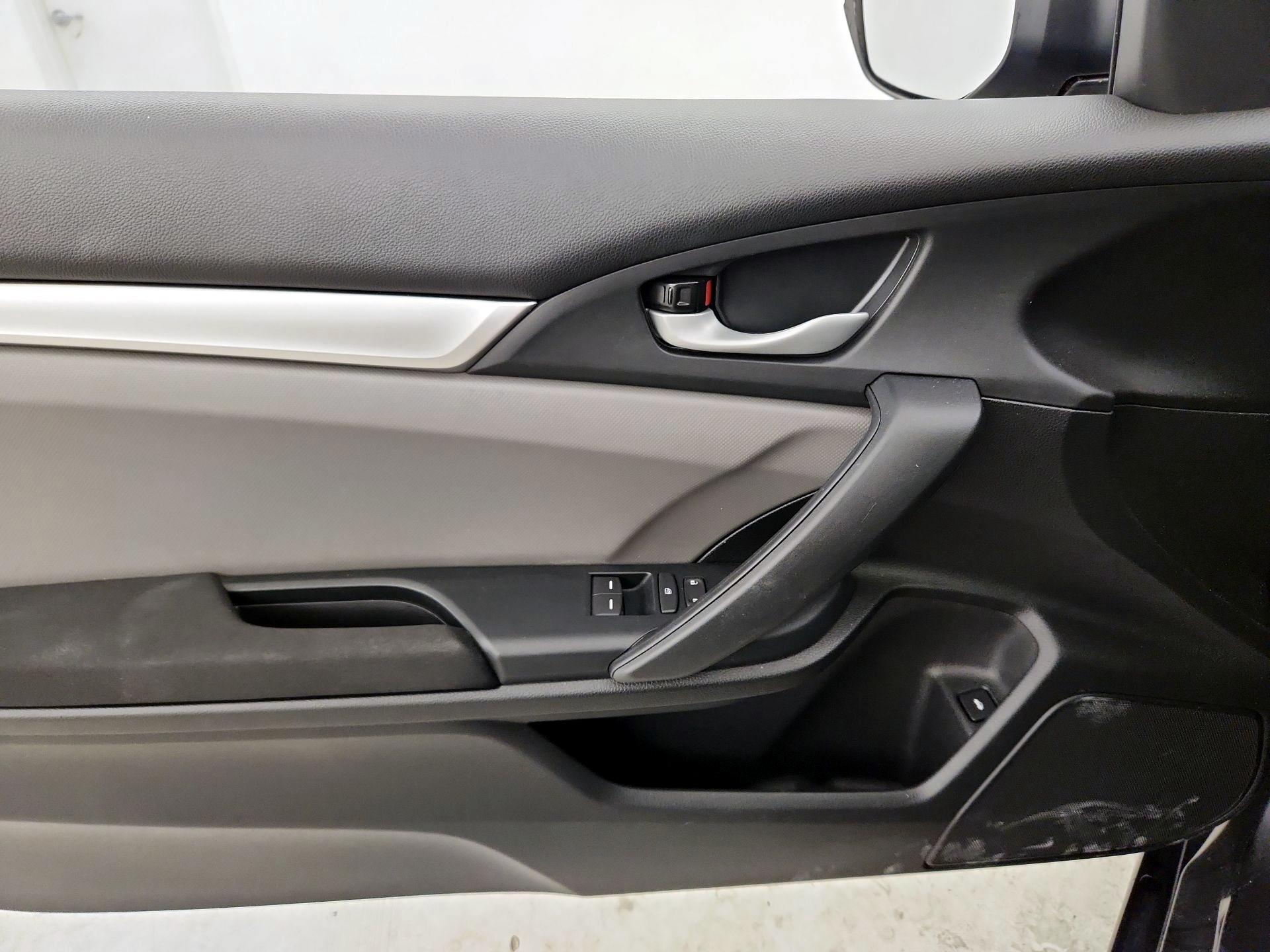 Thumbnail: 2018 Honda Civic - 12