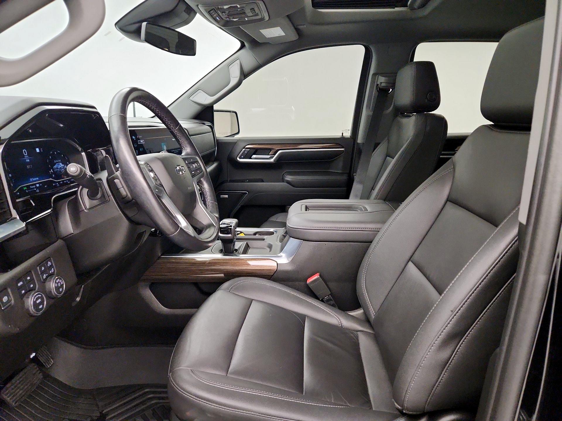 Thumbnail: 2022 Chevrolet Silverado 1500 - 11
