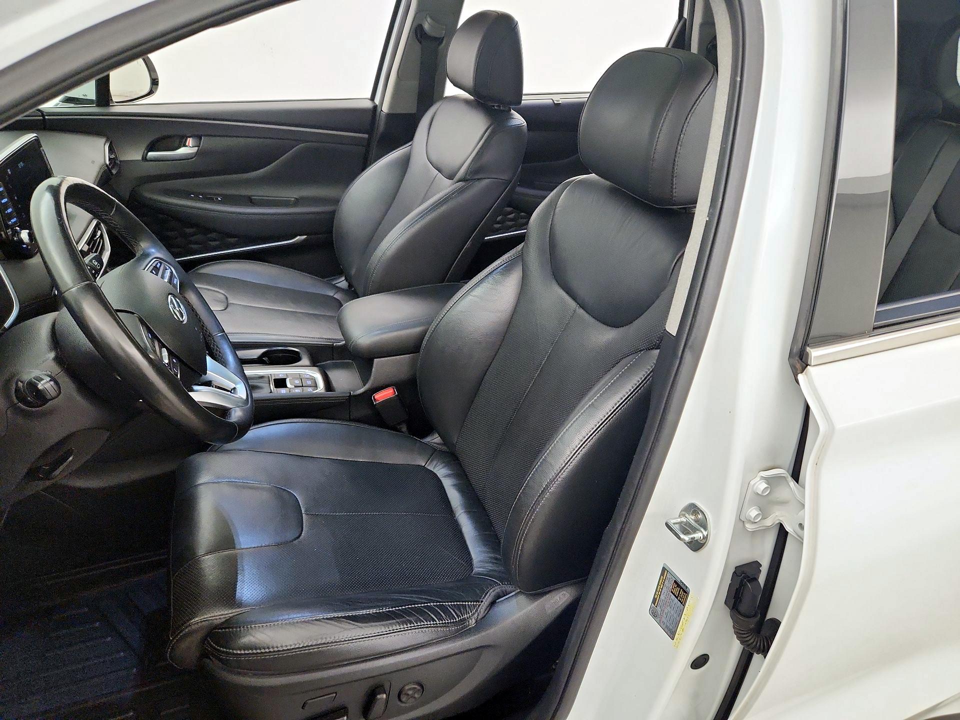 Thumbnail: 2020 Hyundai Santa Fe - 11