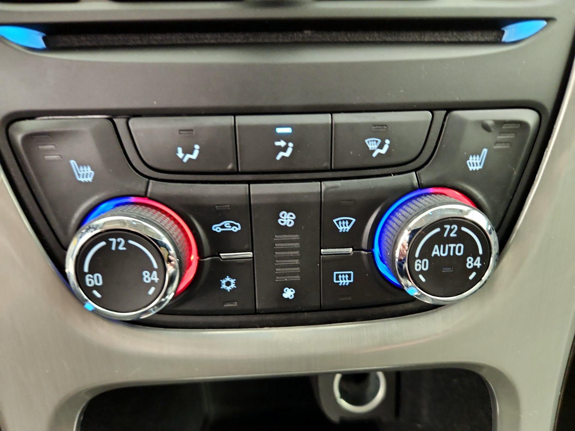 Thumbnail: 2015 Buick Verano - 16