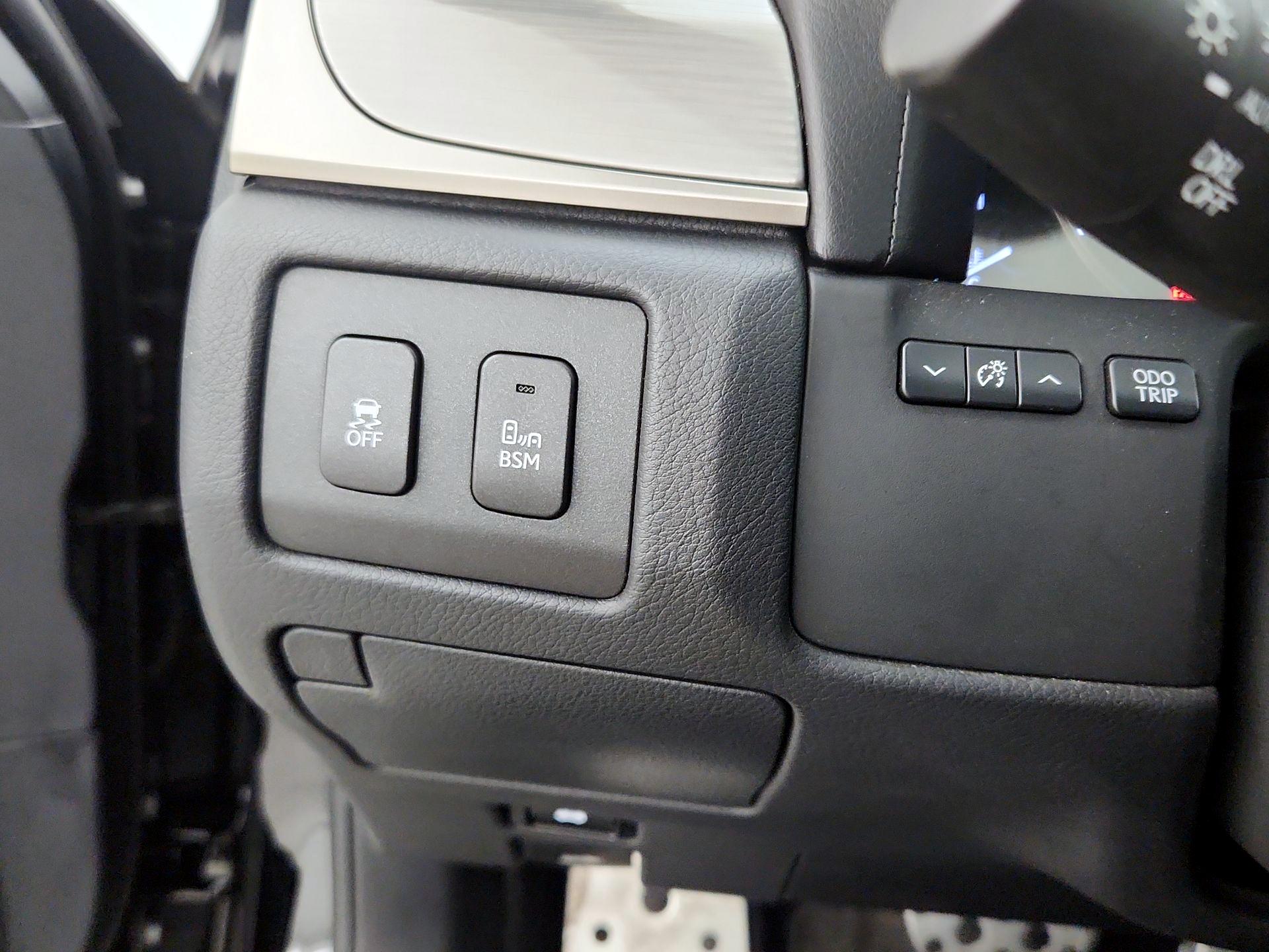 Thumbnail: 2015 Lexus GS - 13