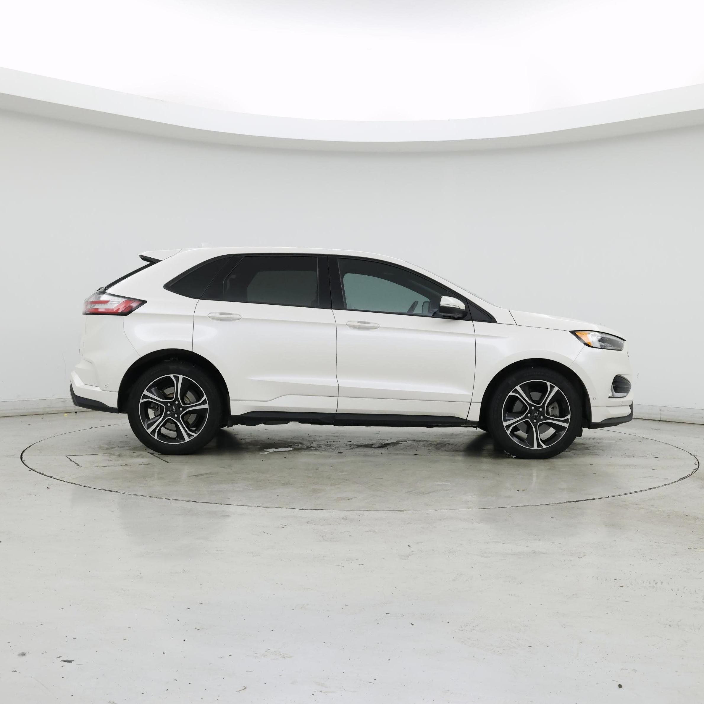 Thumbnail: 2019 Ford Edge - 7