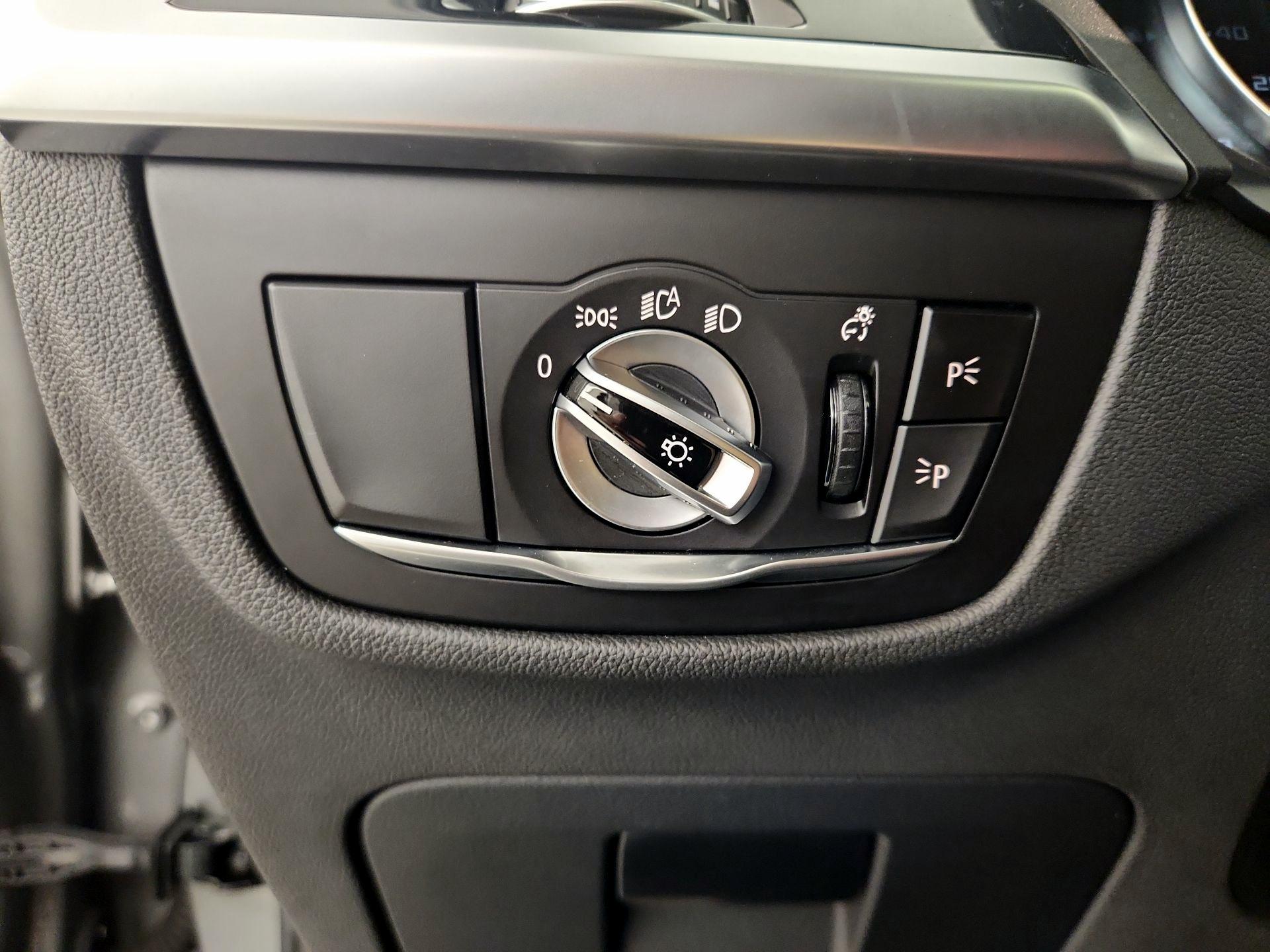 Thumbnail: 2020 BMW X3 - 13