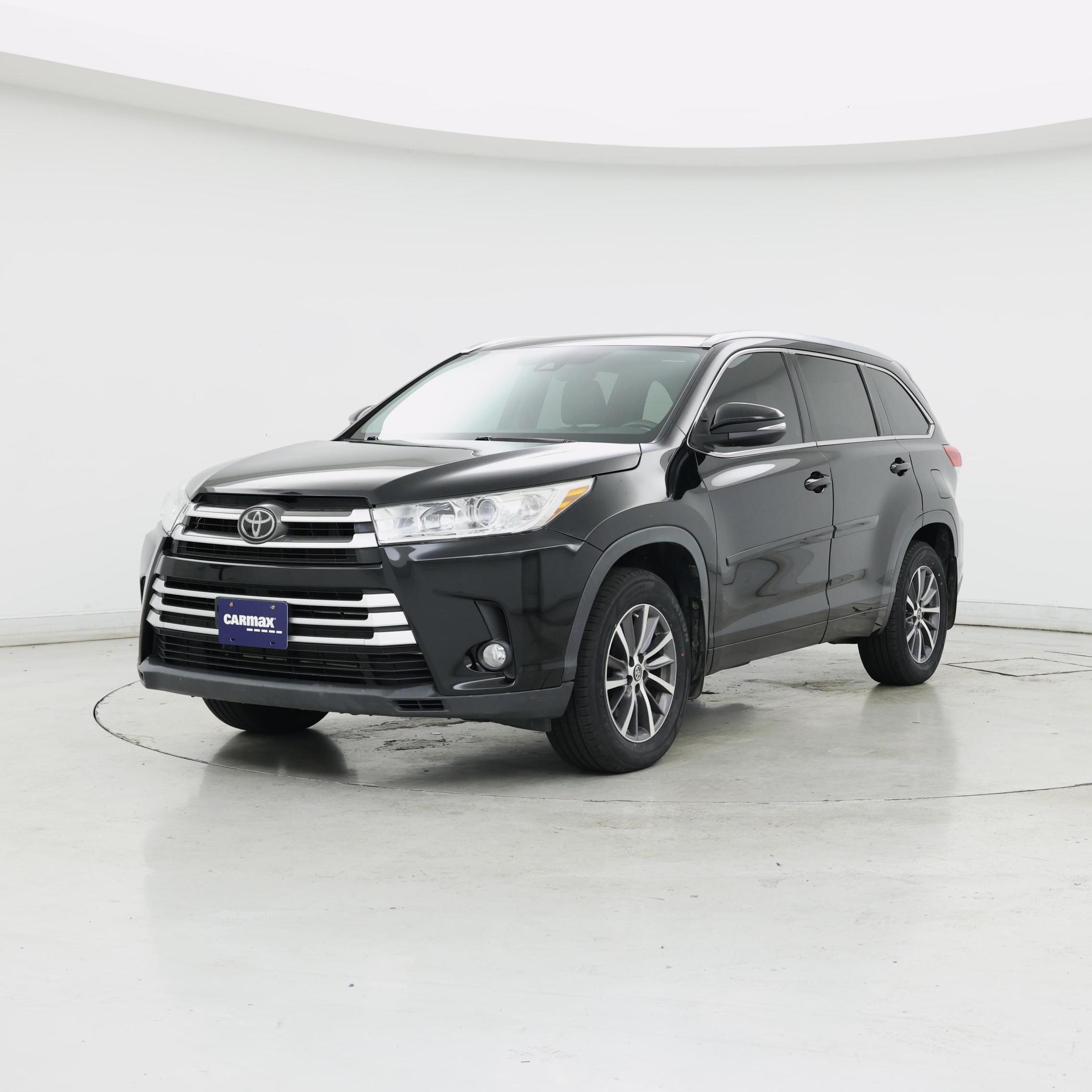 Thumbnail: 2018 Toyota Highlander - 4