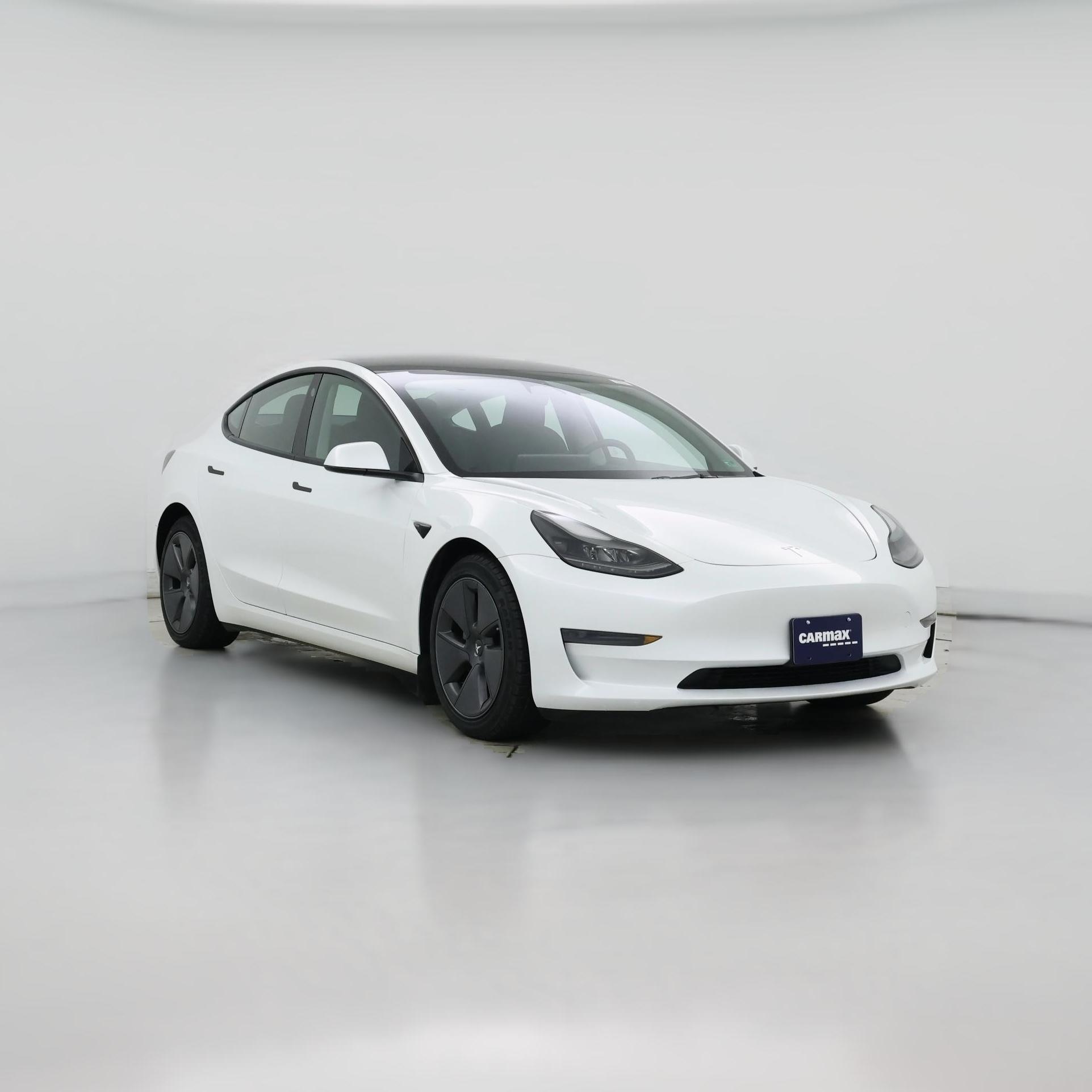 Thumbnail: 2023 Tesla Model 3 - 1