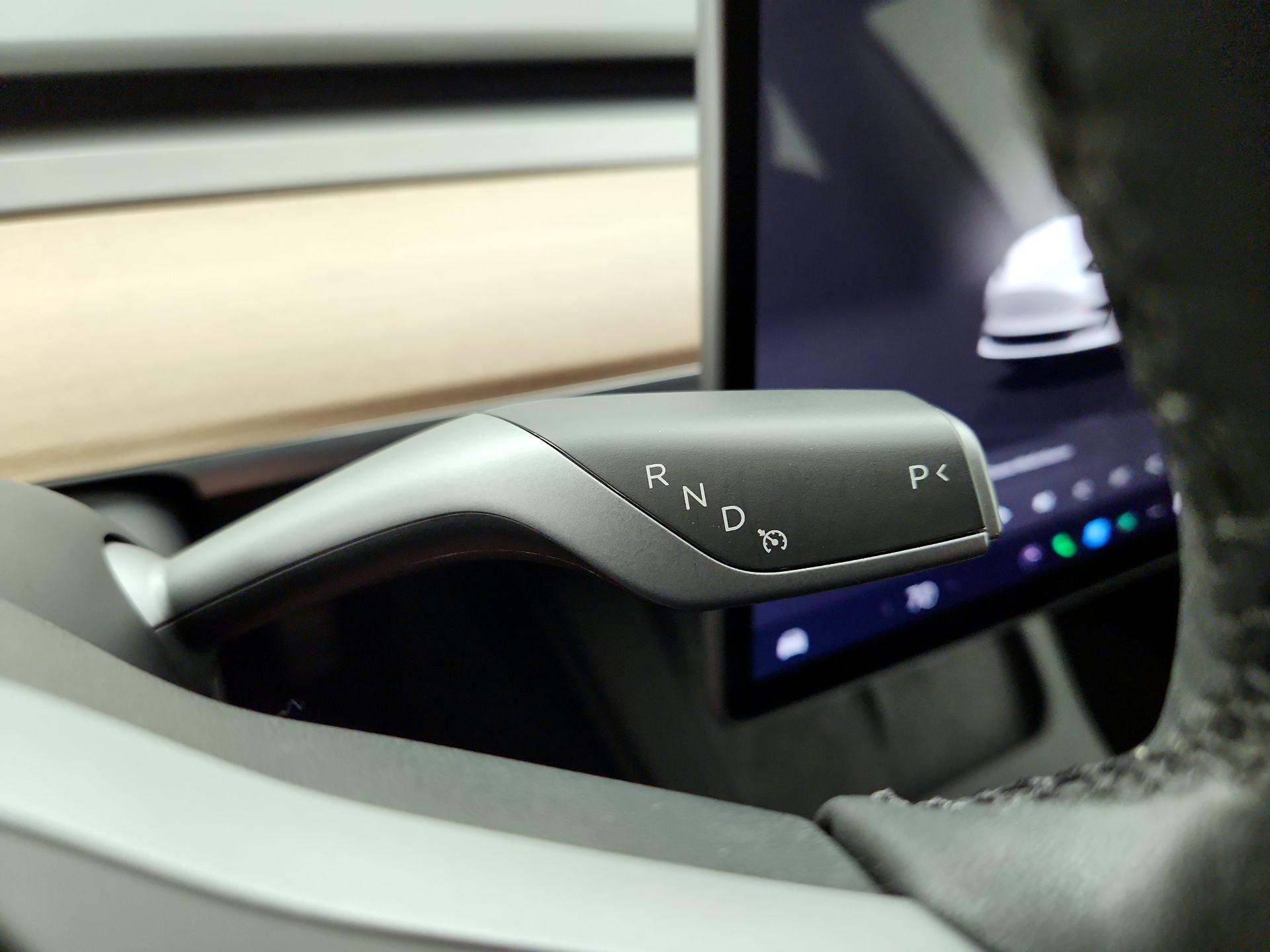 Thumbnail: 2023 Tesla Model 3 - 17