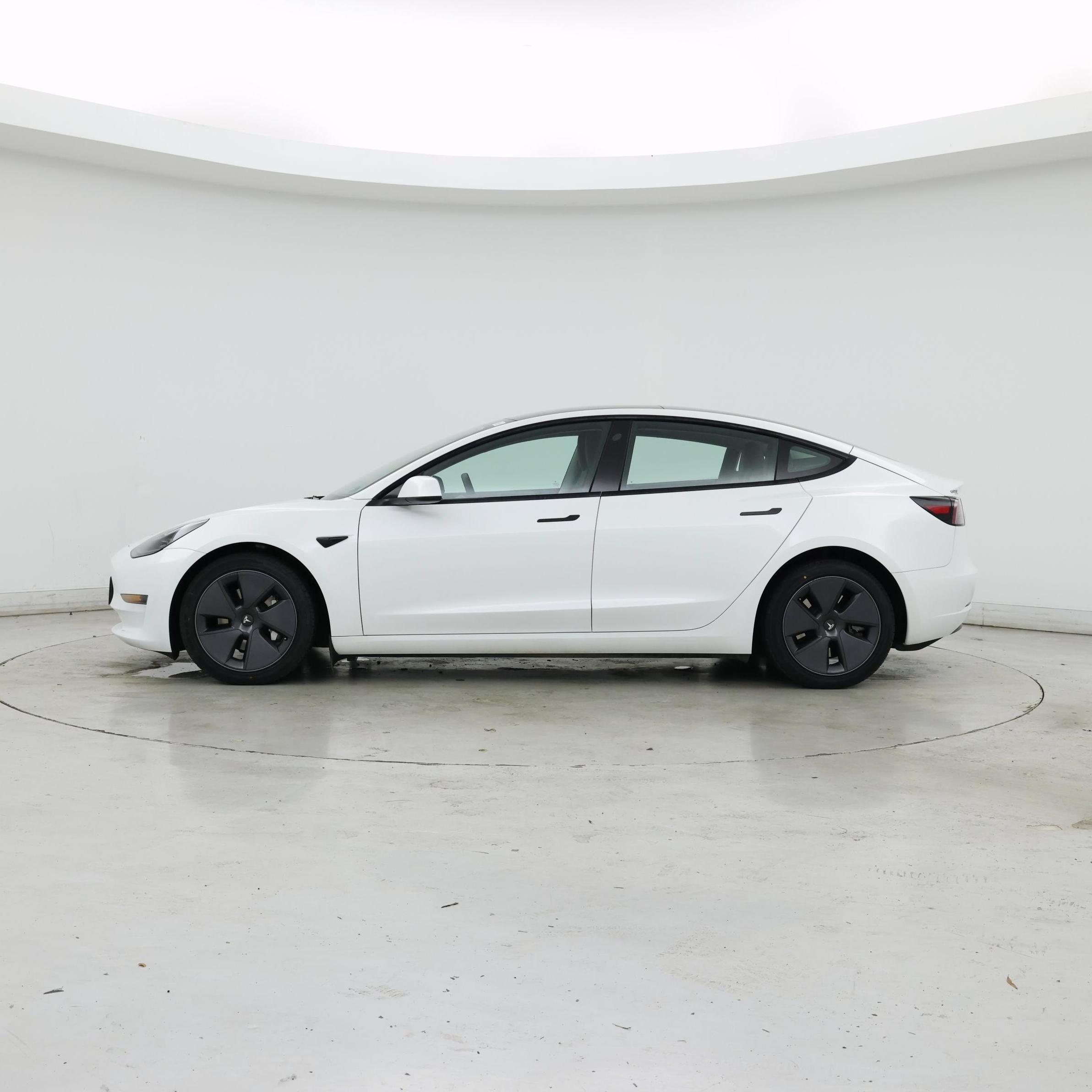 Thumbnail: 2023 Tesla Model 3 - 3