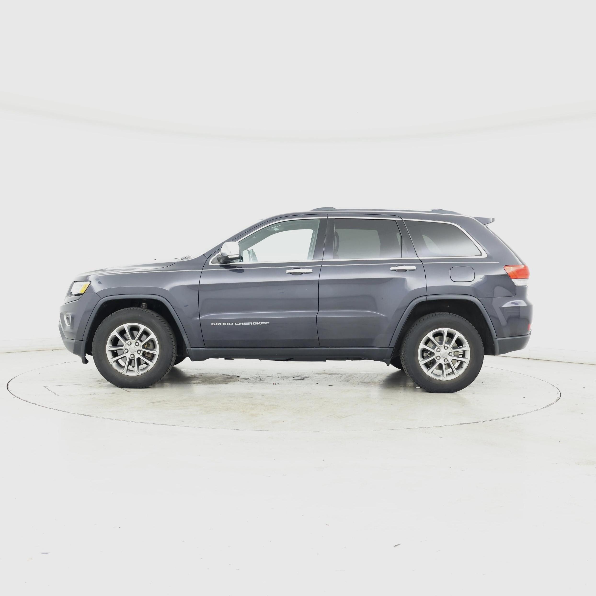 Thumbnail: 2016 Jeep Grand Cherokee - 3