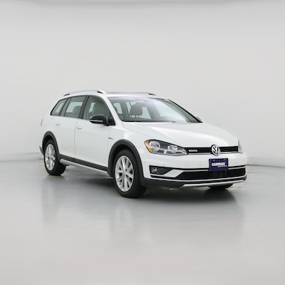 White 2017 Volkswagen Golf Alltrack SE