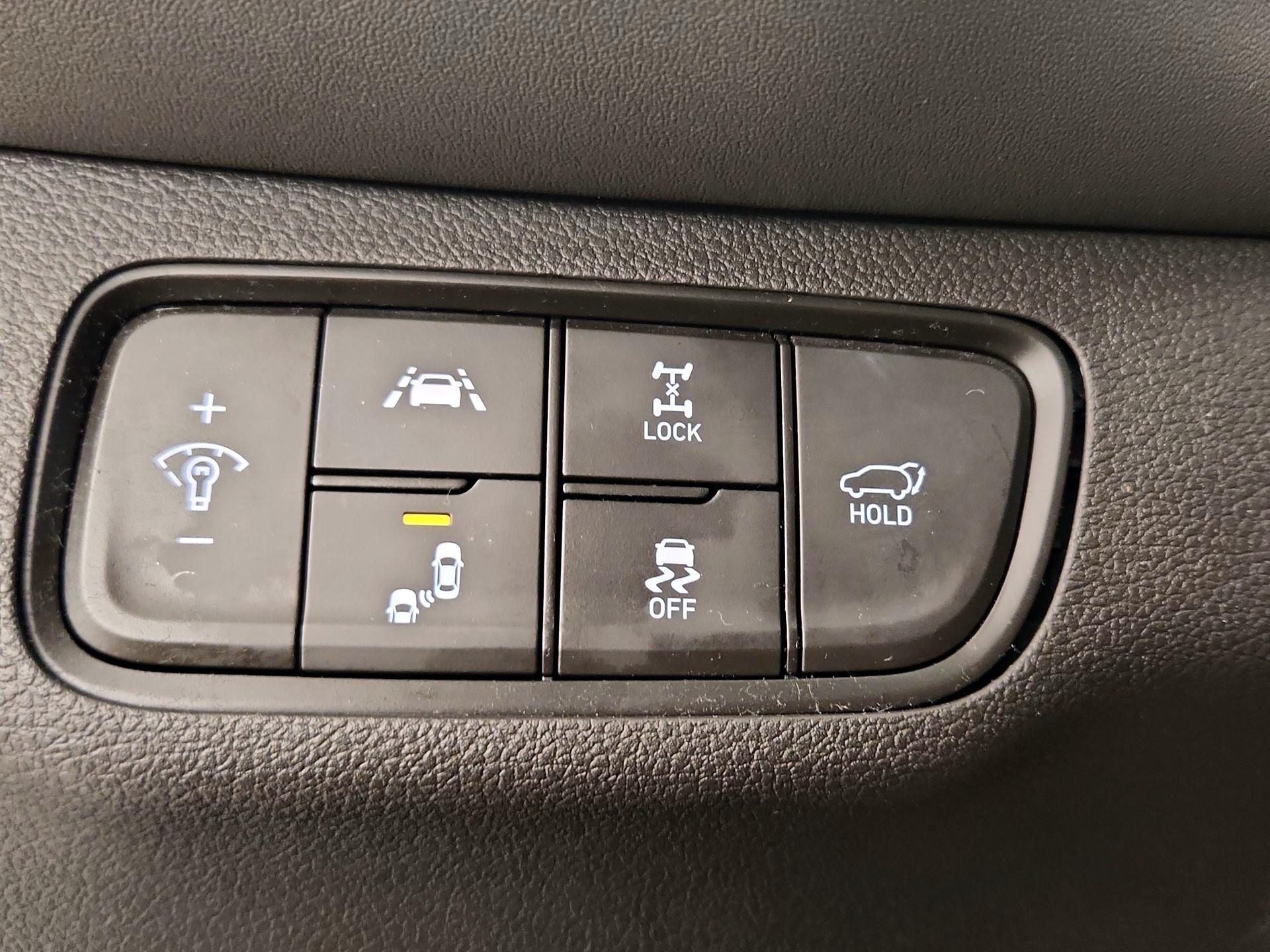 Thumbnail: 2019 Hyundai Santa Fe - 13