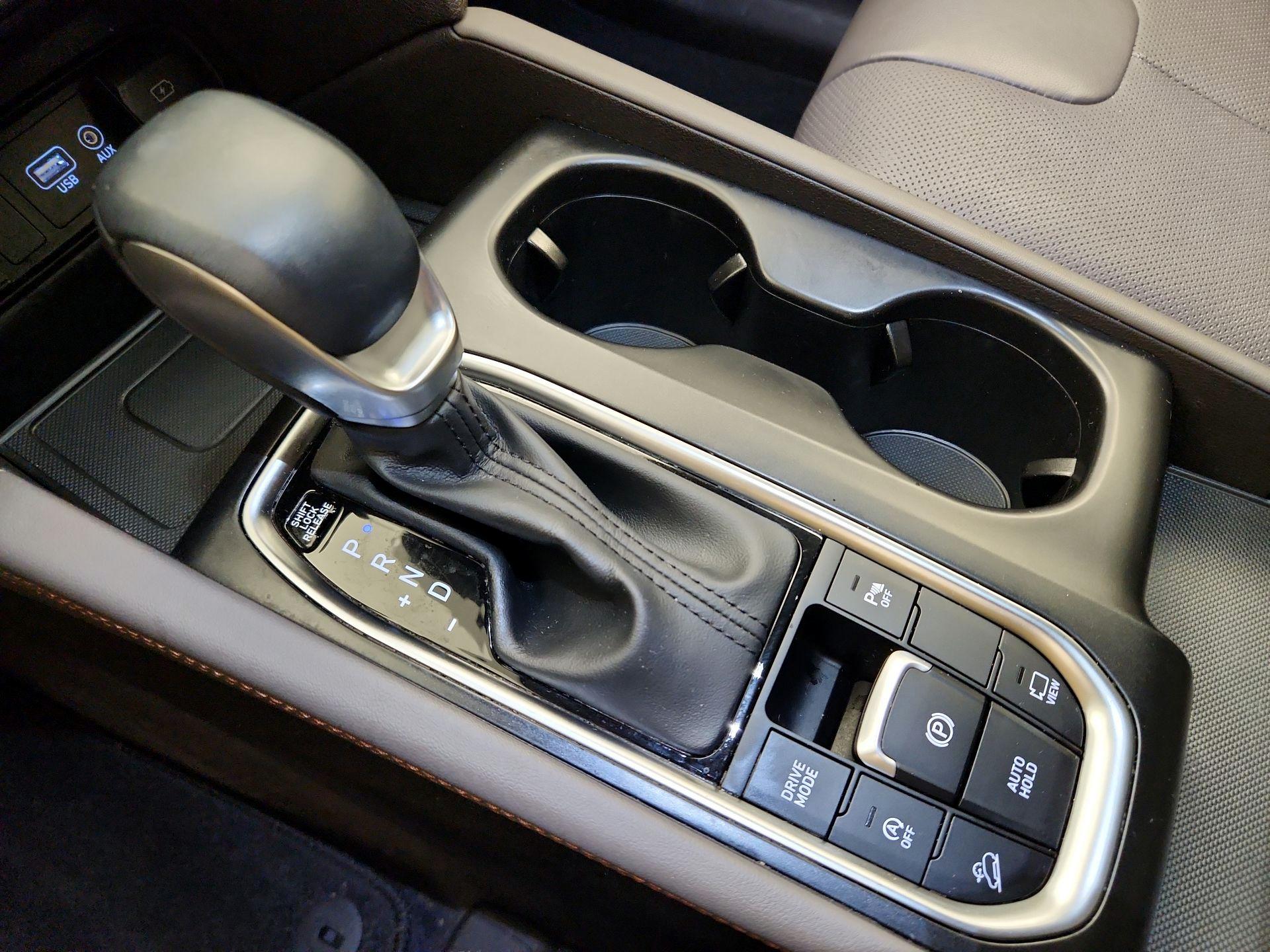 Thumbnail: 2019 Hyundai Santa Fe - 18