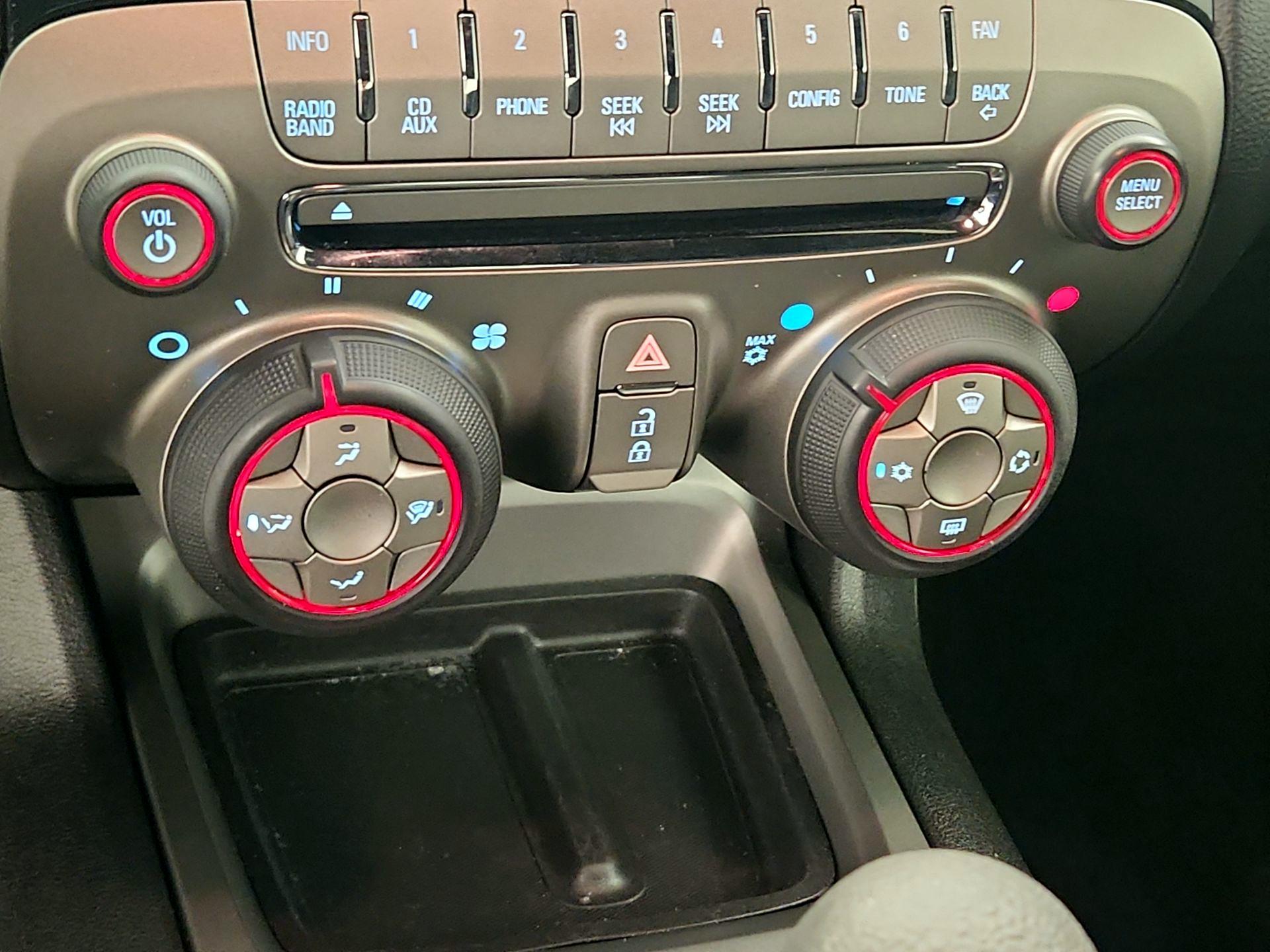 Thumbnail: 2014 Chevrolet Camaro - 15