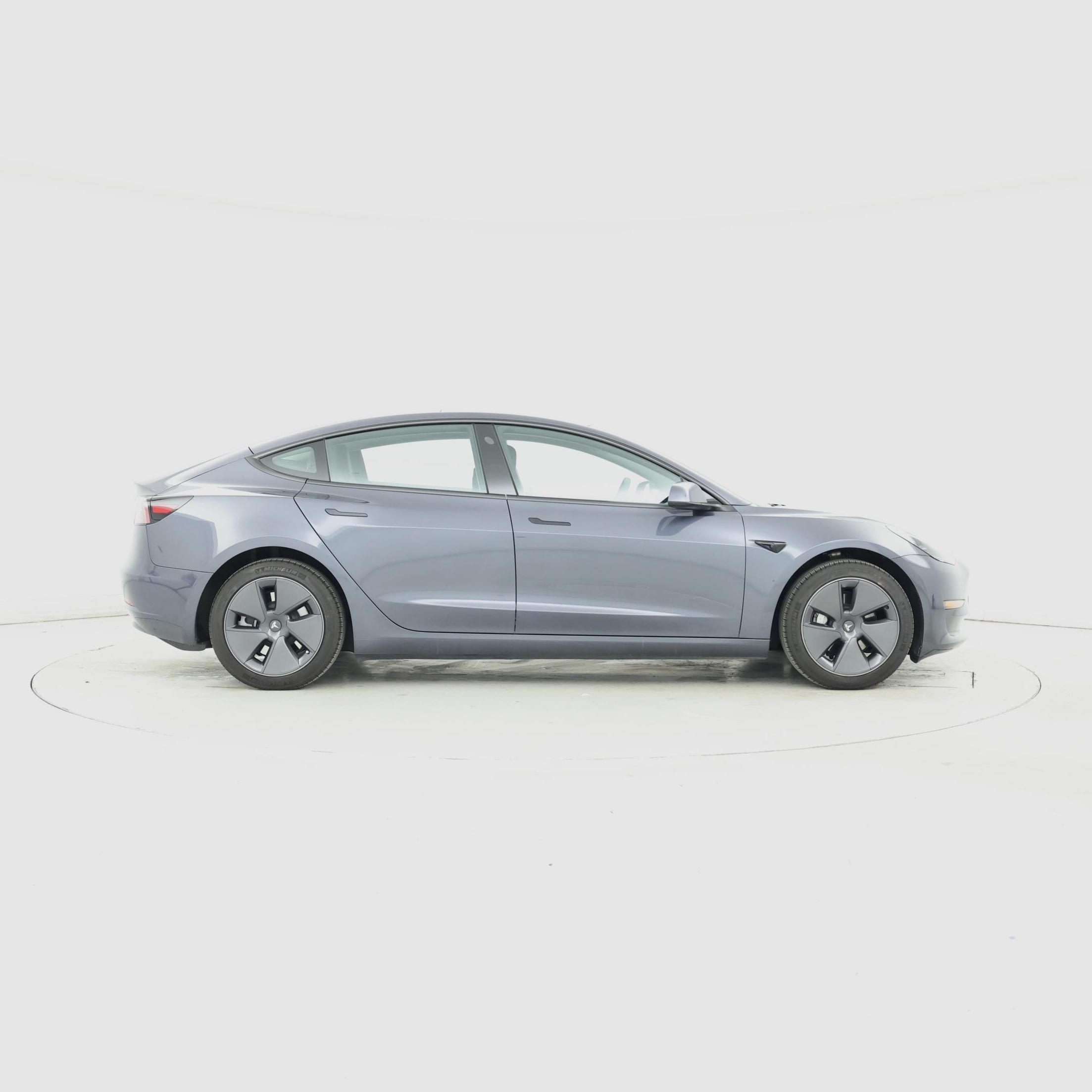 Thumbnail: 2023 Tesla Model 3 - 7