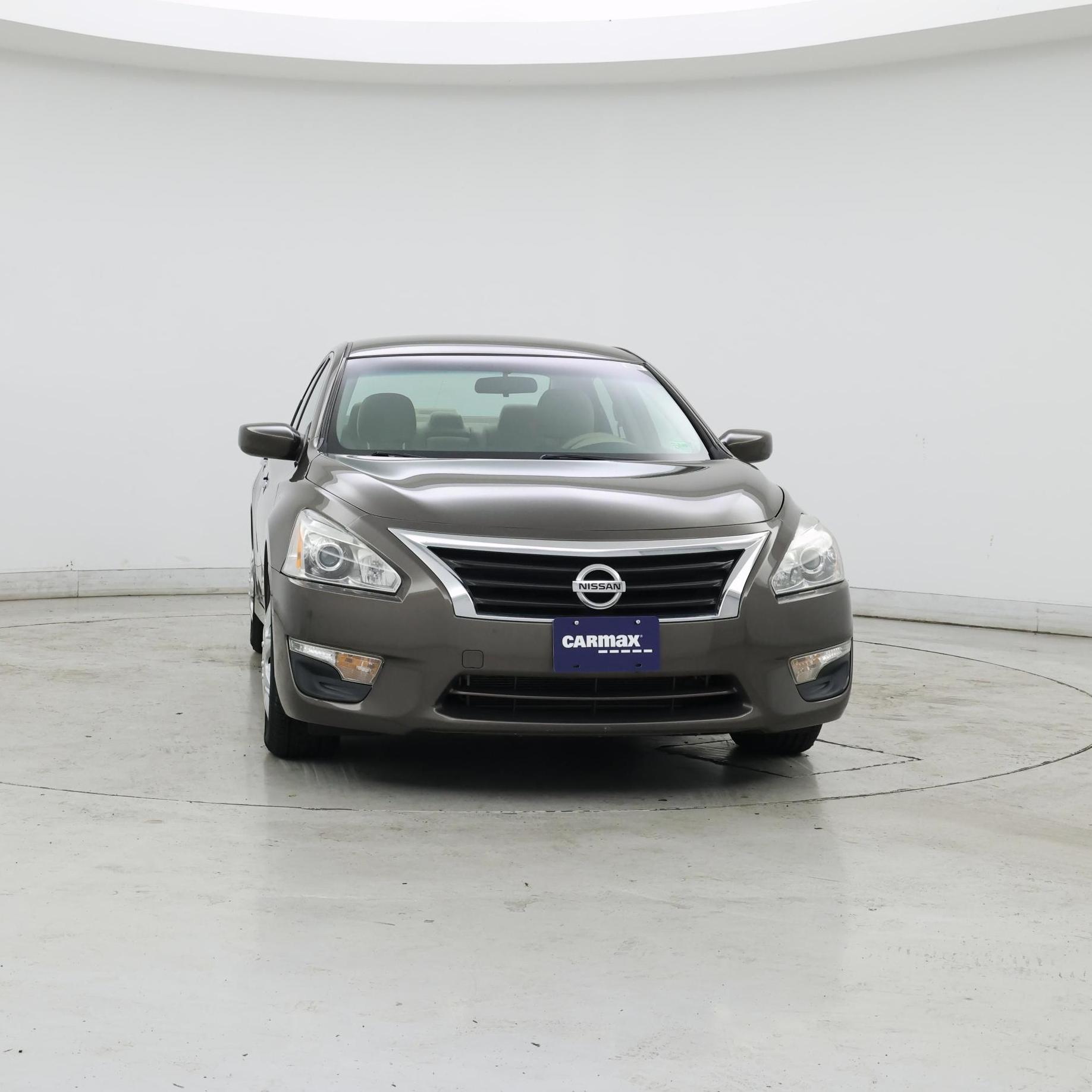 Thumbnail: 2015 Nissan Altima - 5