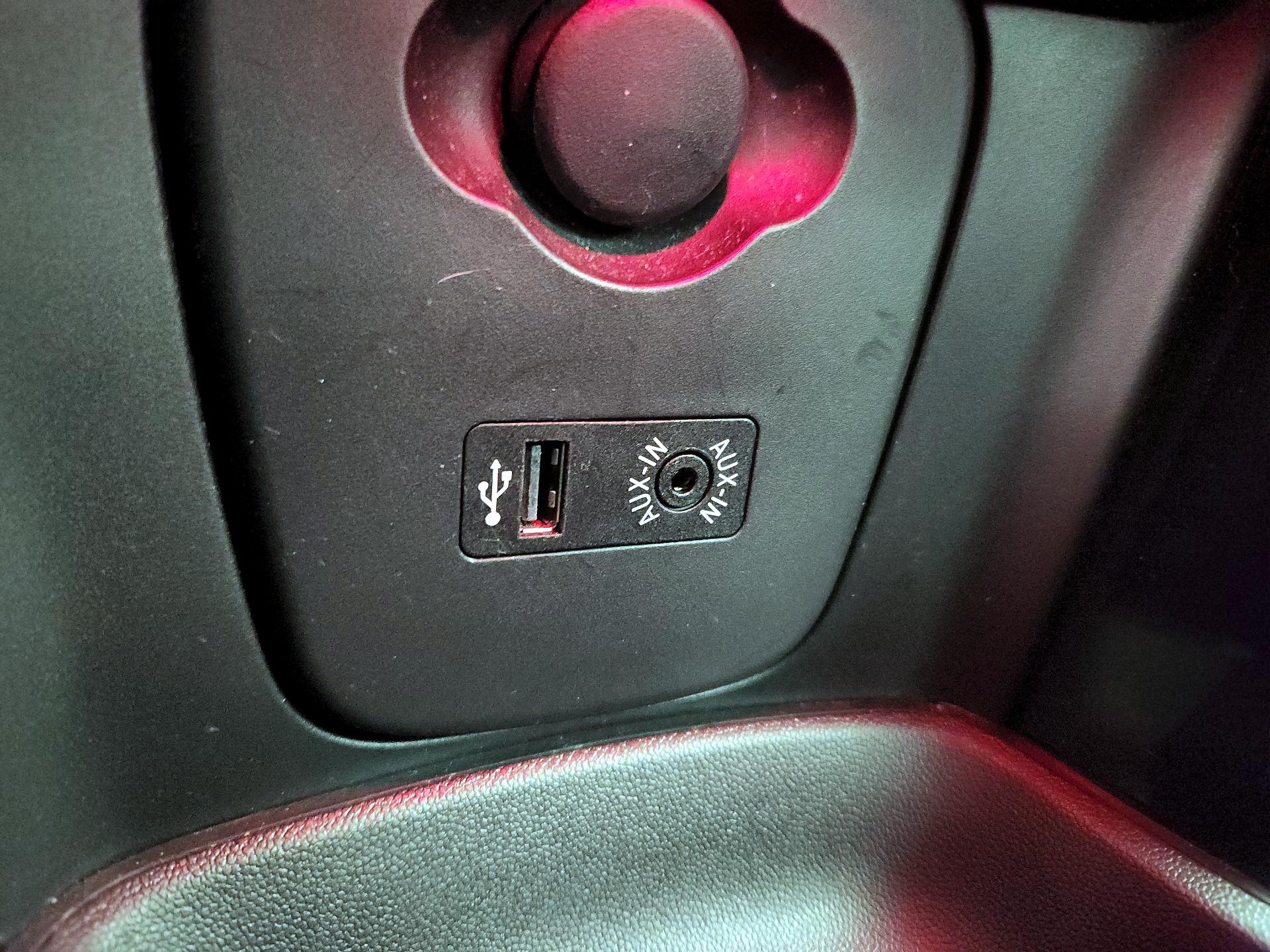 Thumbnail: 2016 MINI Cooper Hardtop - 16