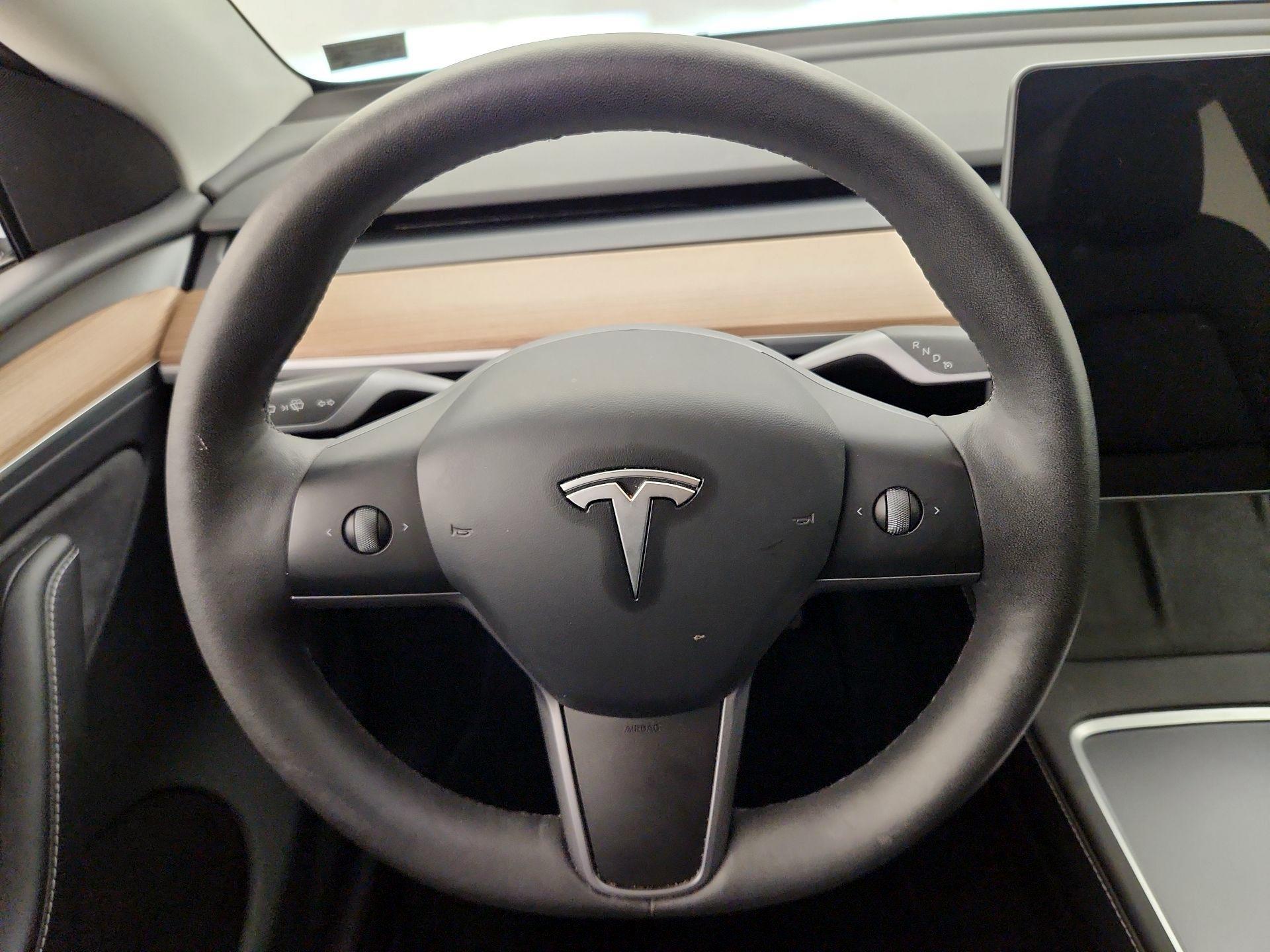 Thumbnail: 2024 Tesla Model Y - 10