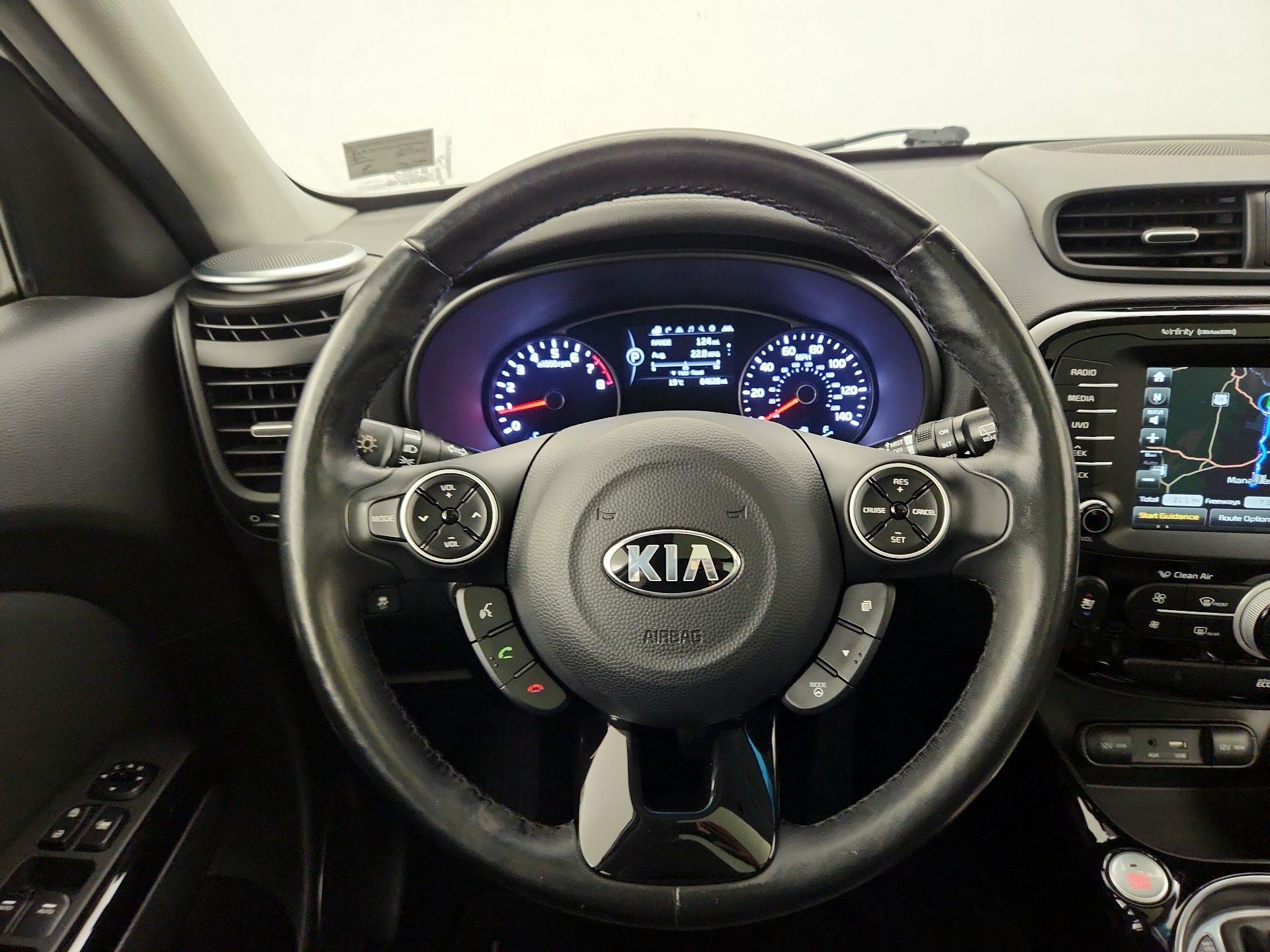 Thumbnail: 2016 Kia Soul - 10