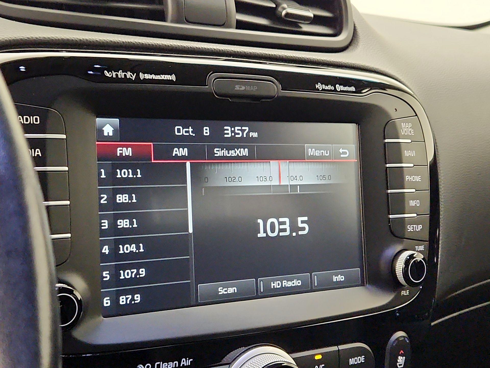 Thumbnail: 2016 Kia Soul - 16