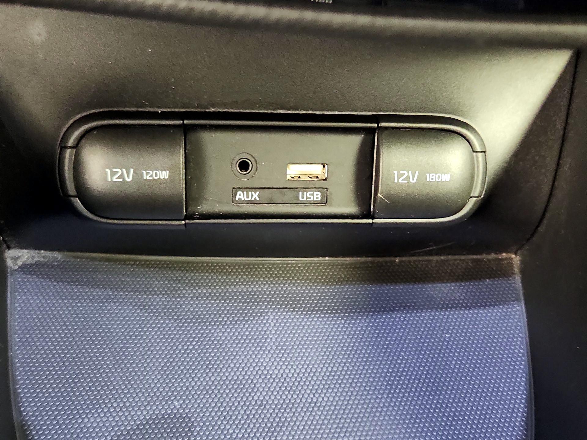 Thumbnail: 2016 Kia Soul - 19