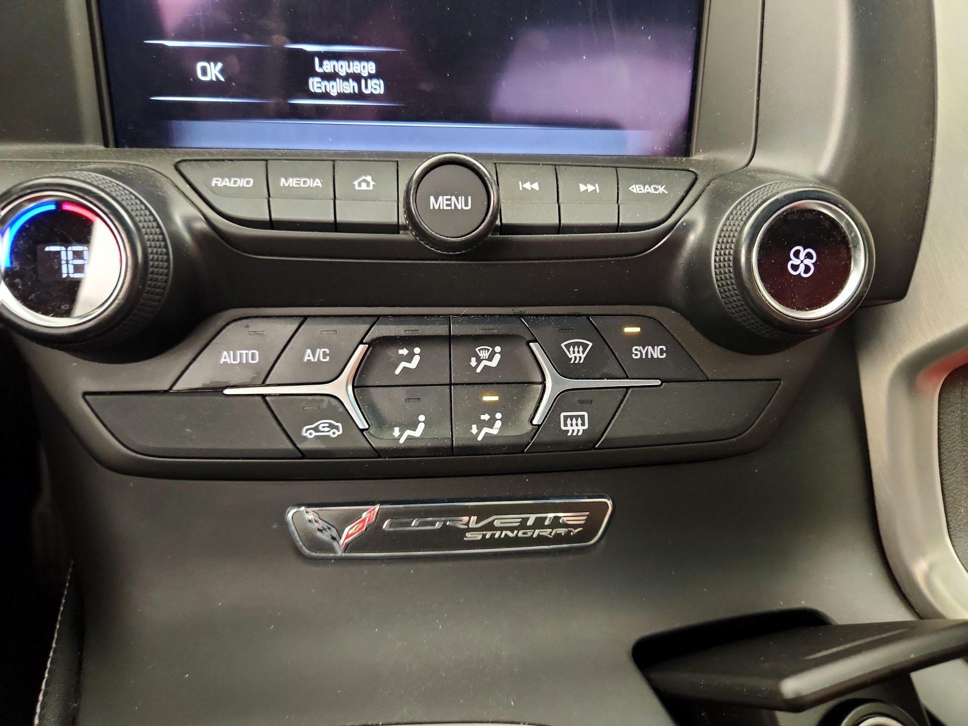 Thumbnail: 2015 Chevrolet Corvette - 17