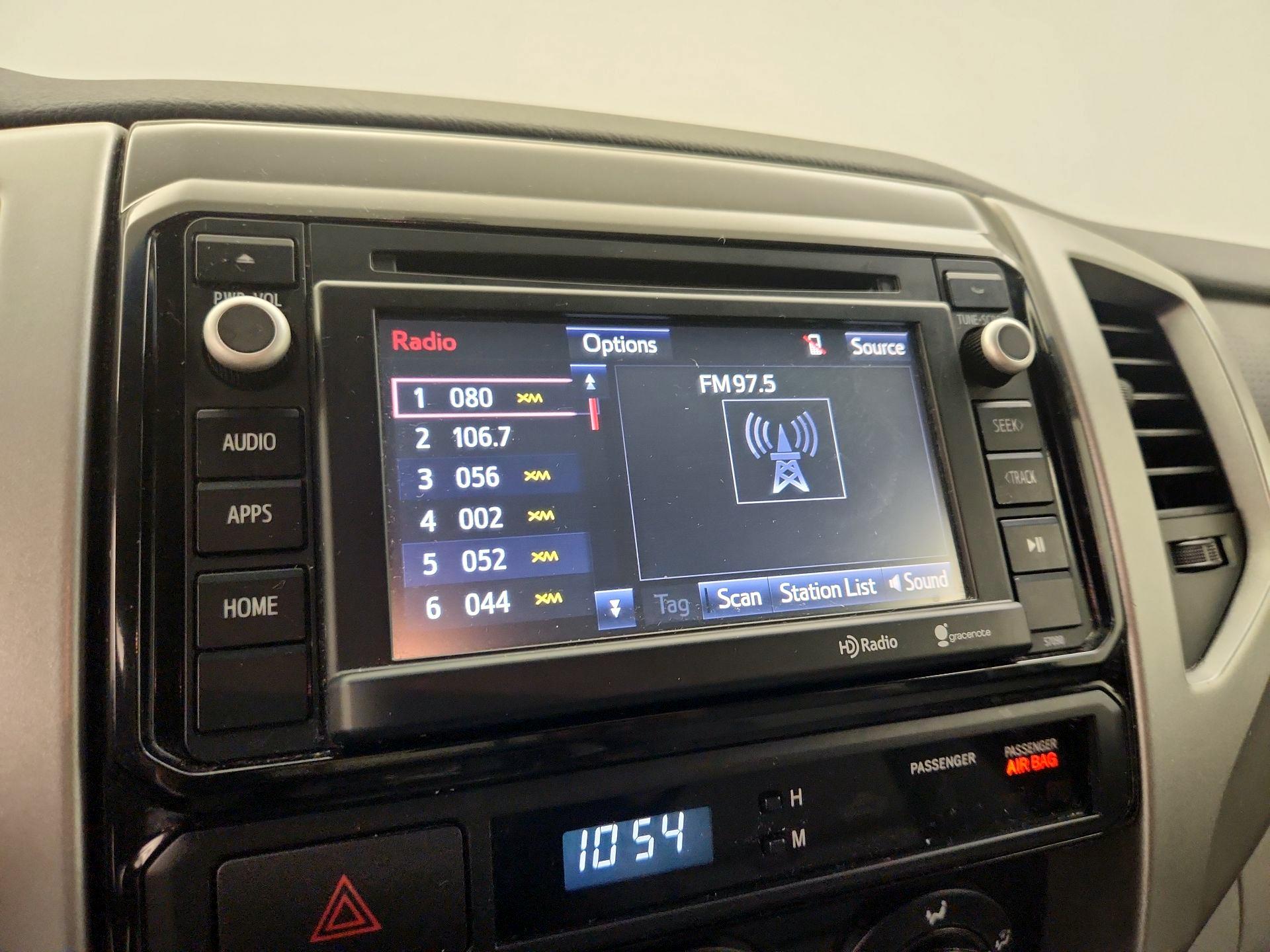Thumbnail: 2014 Toyota Tacoma - 15