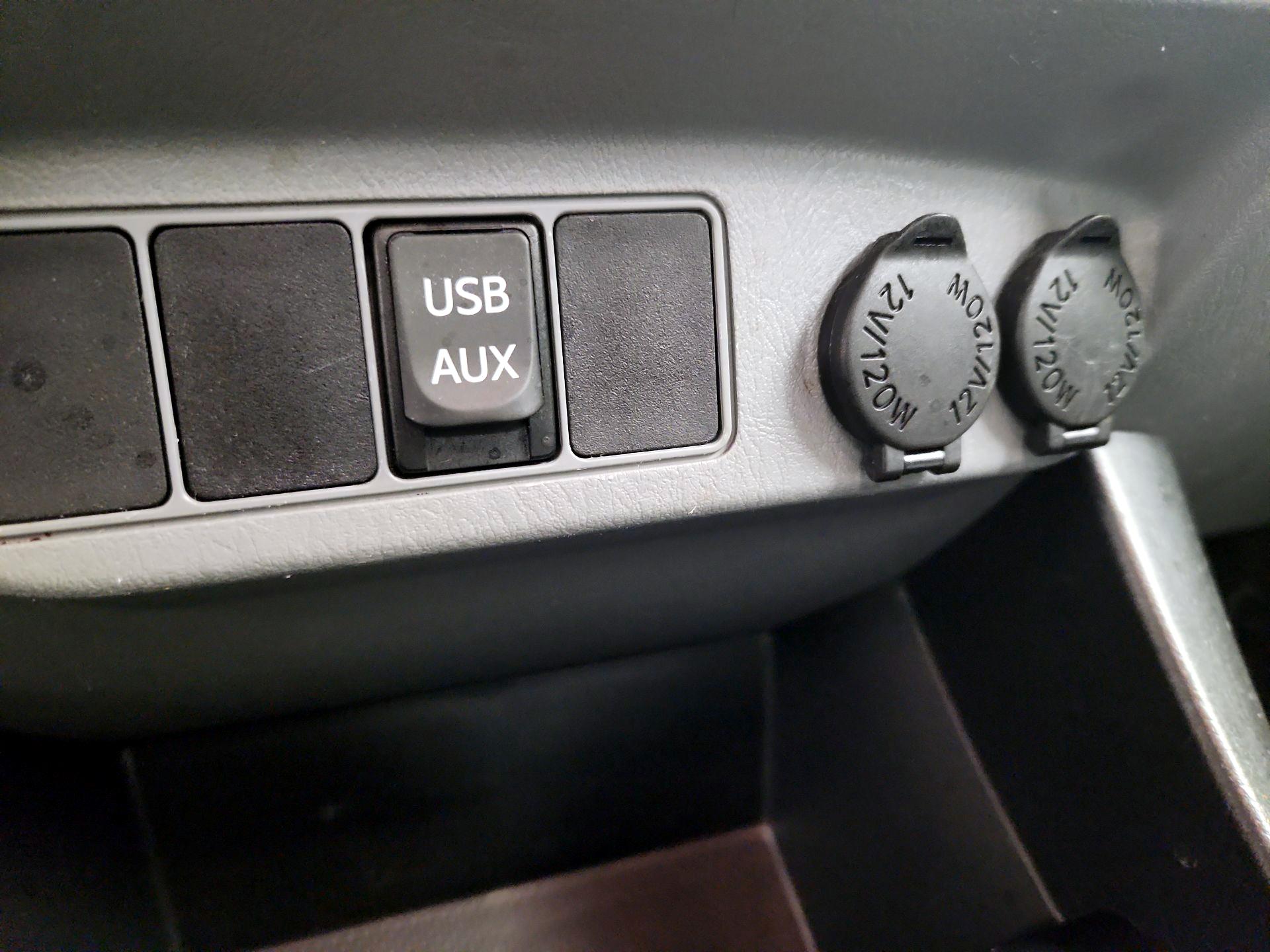 Thumbnail: 2014 Toyota Tacoma - 18