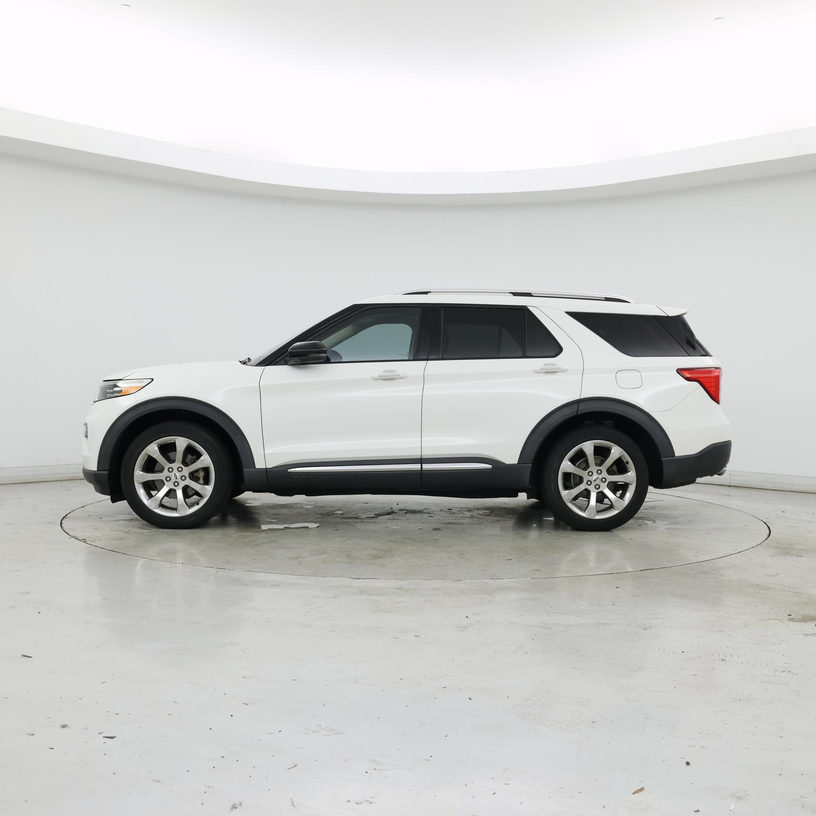 Thumbnail: 2020 Ford Explorer - 3