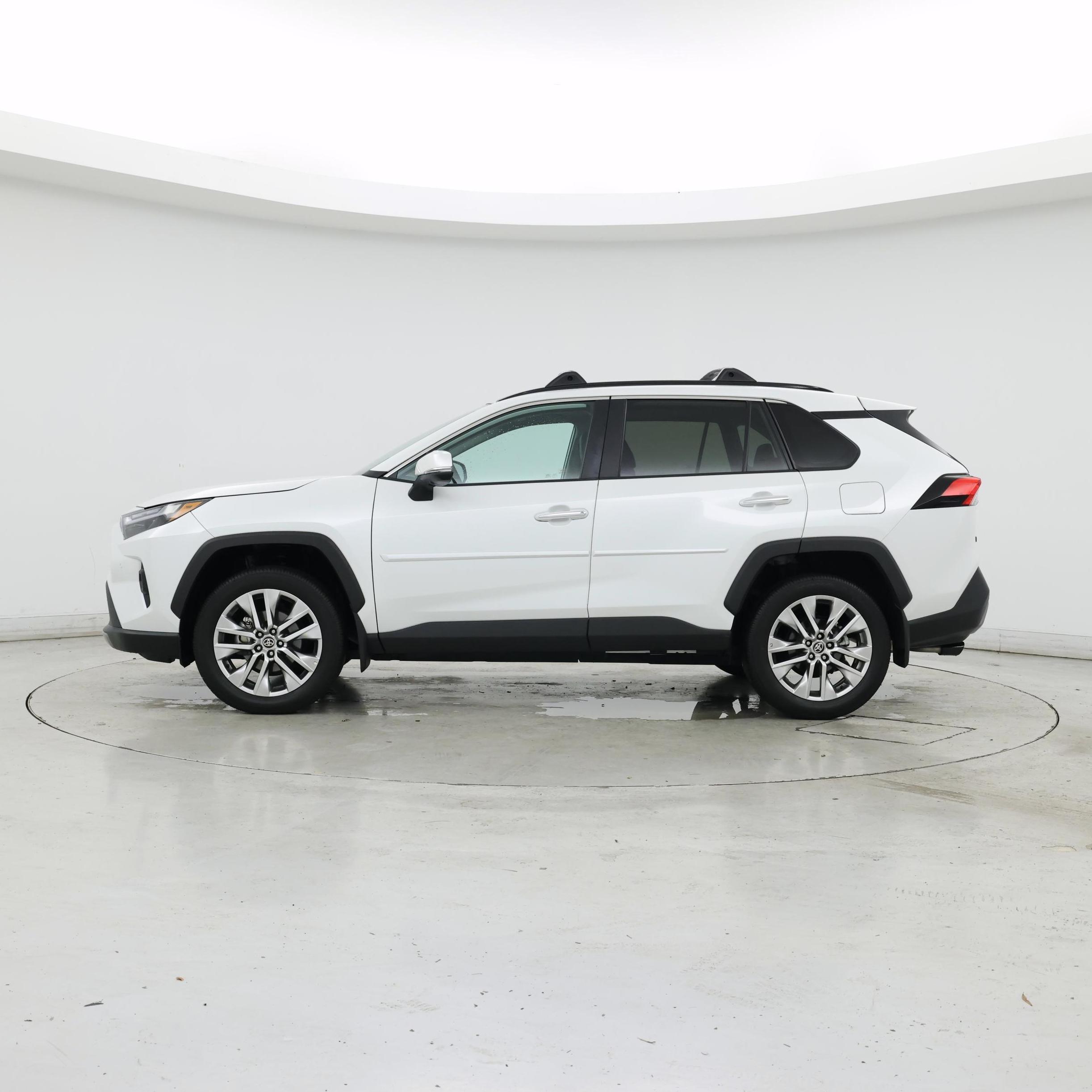 Thumbnail: 2024 Toyota RAV4 - 3