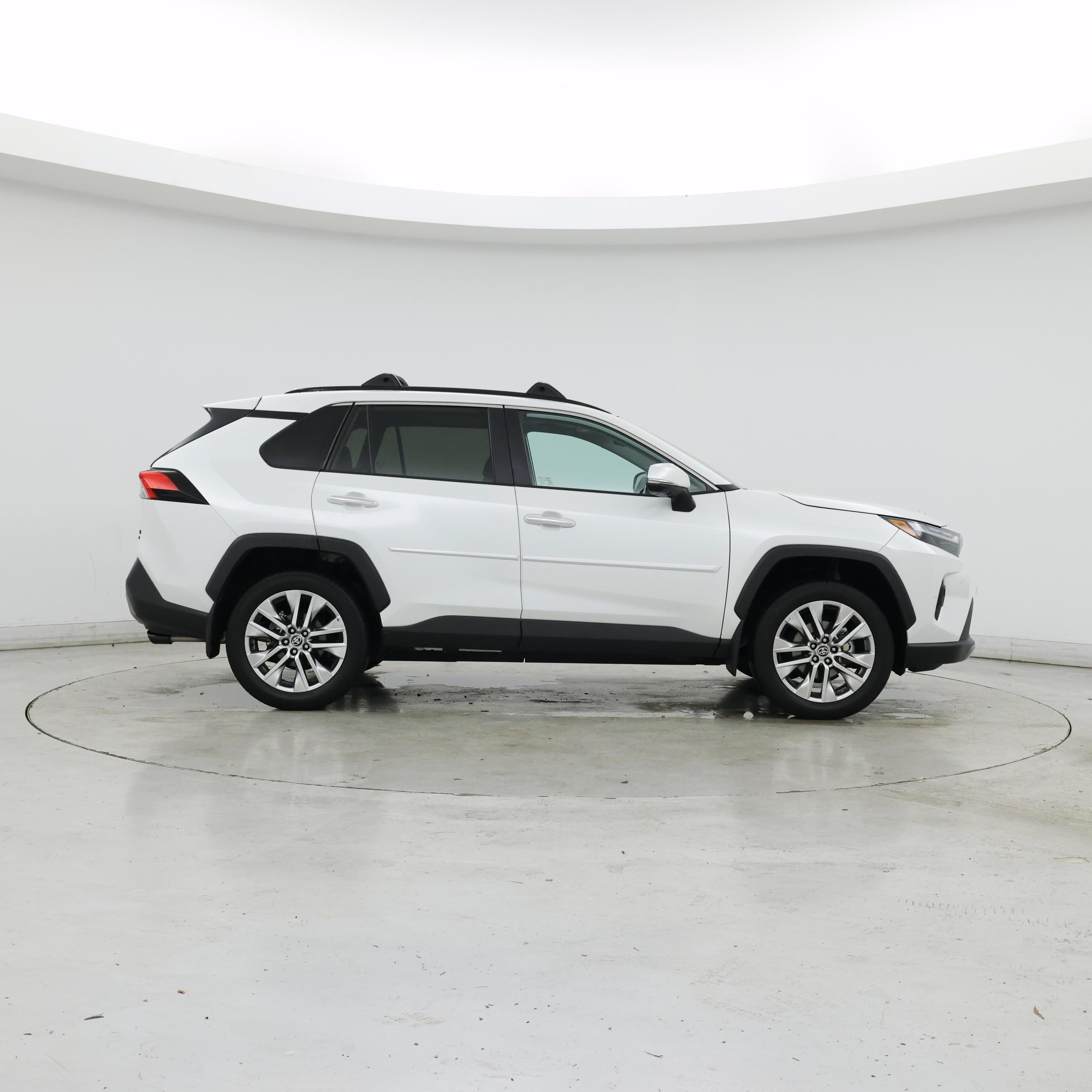 Thumbnail: 2024 Toyota RAV4 - 7