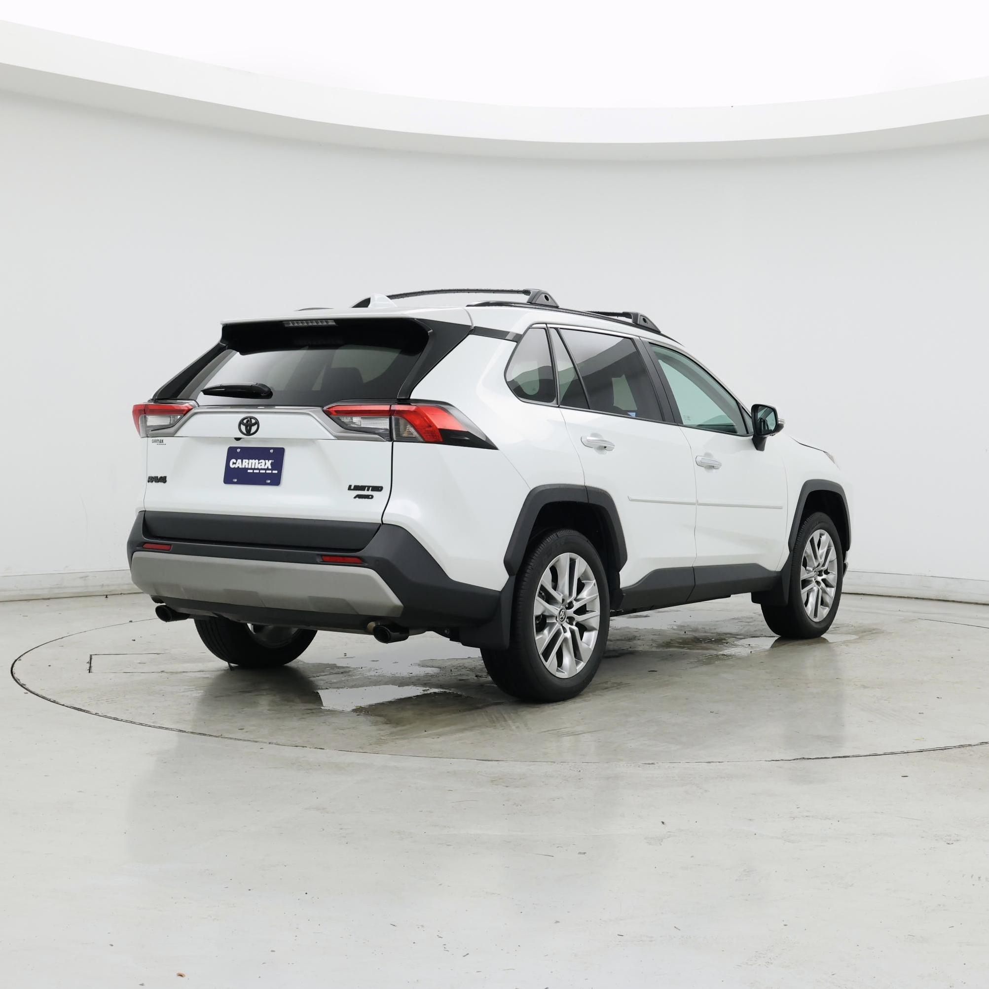 Thumbnail: 2024 Toyota RAV4 - 8