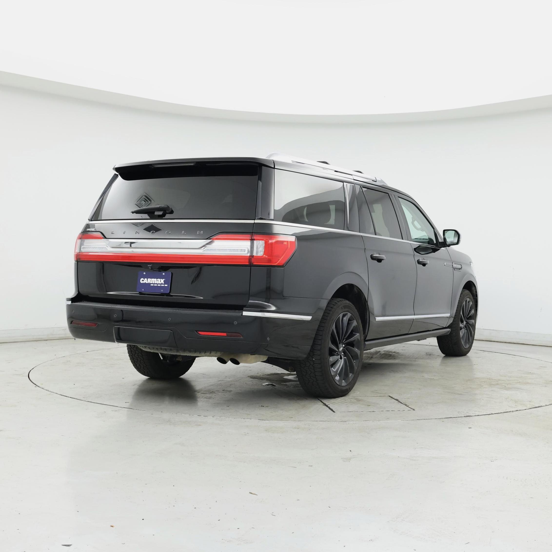 Thumbnail: 2020 Lincoln Navigator L - 8