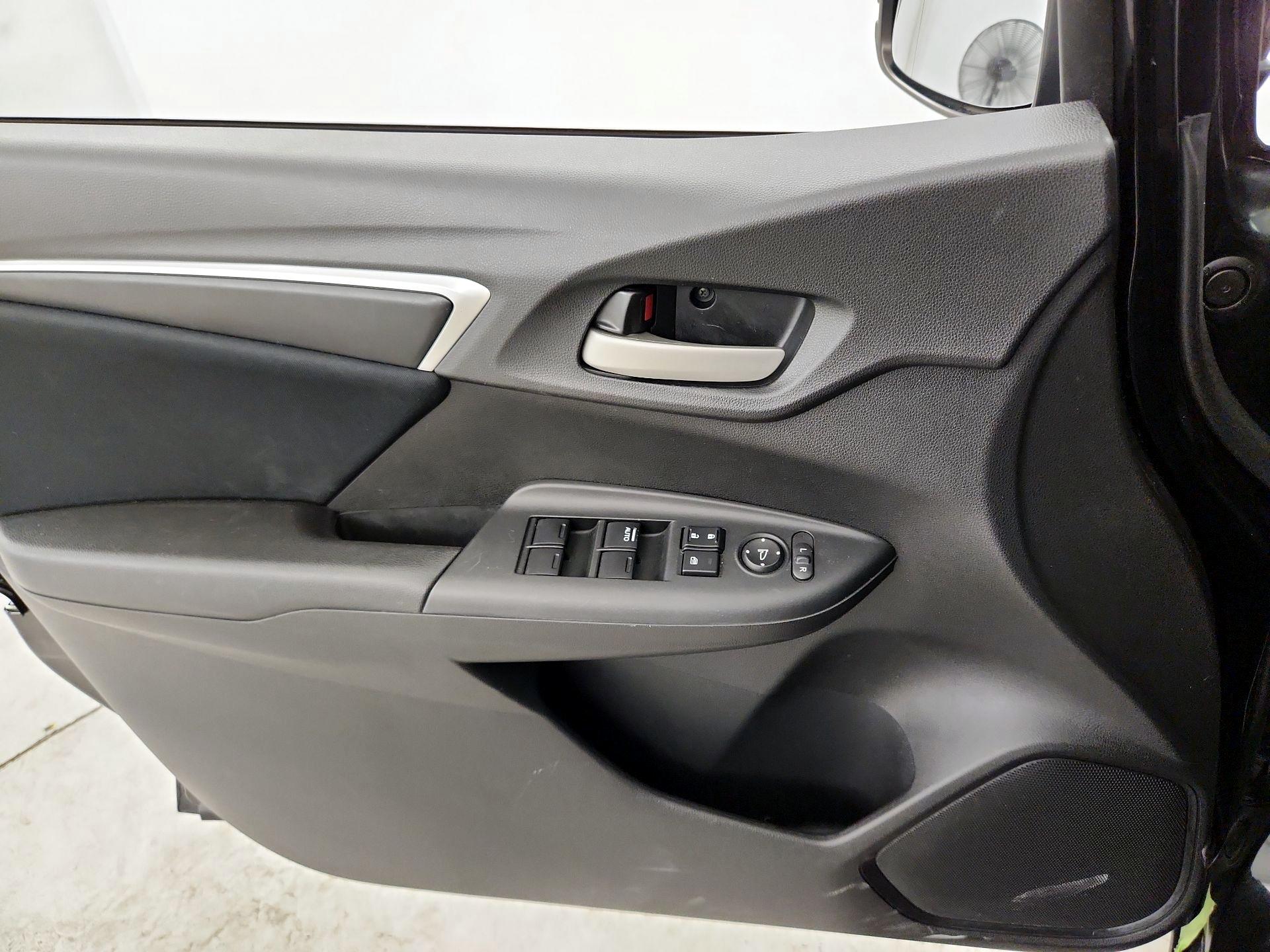 Thumbnail: 2016 Honda Fit - 12