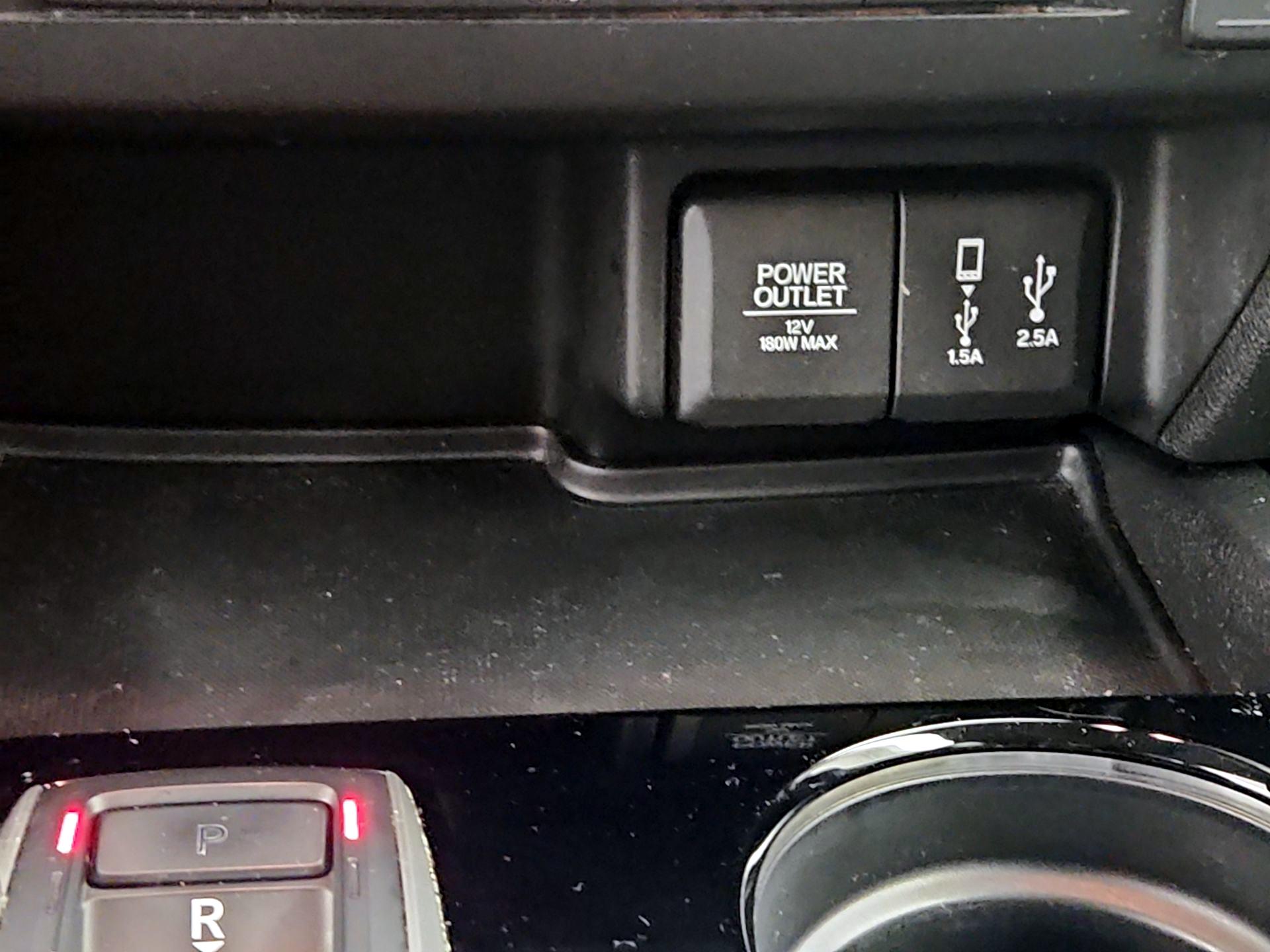 Thumbnail: 2018 Honda Pilot - 18