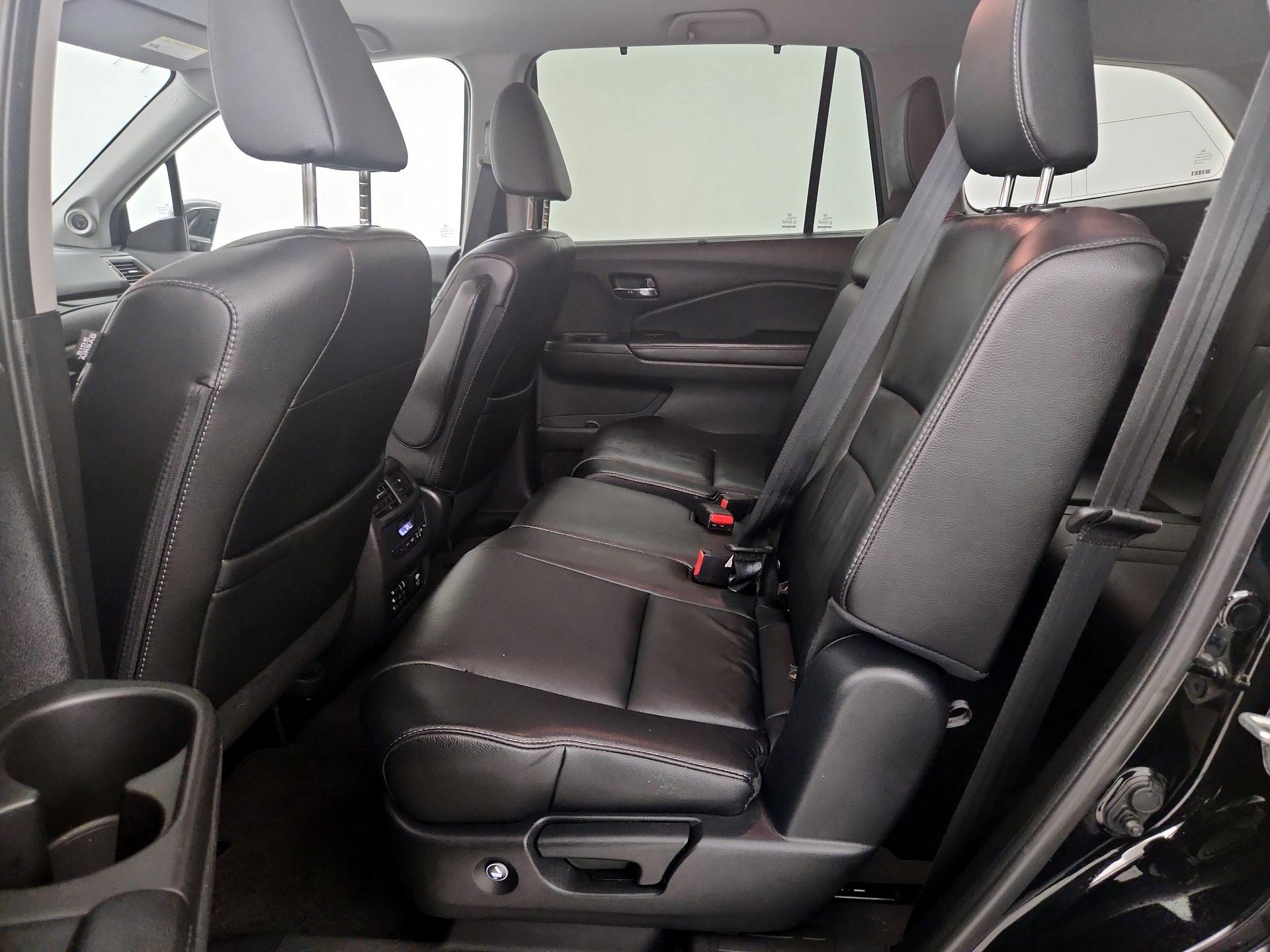 Thumbnail: 2018 Honda Pilot - 20