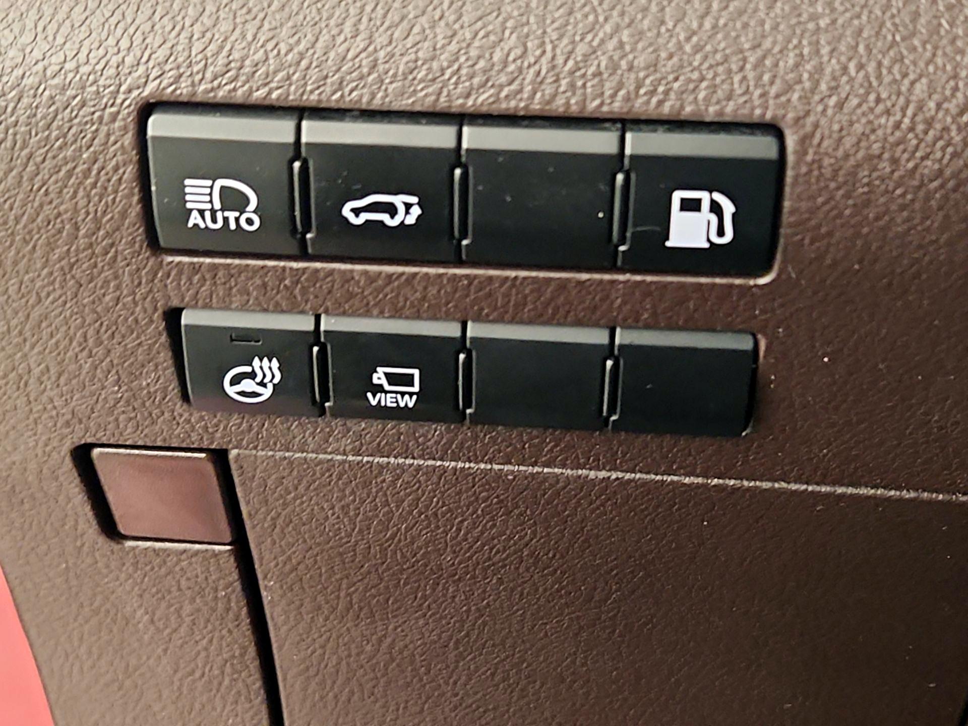 Thumbnail: 2017 Lexus RX - 13