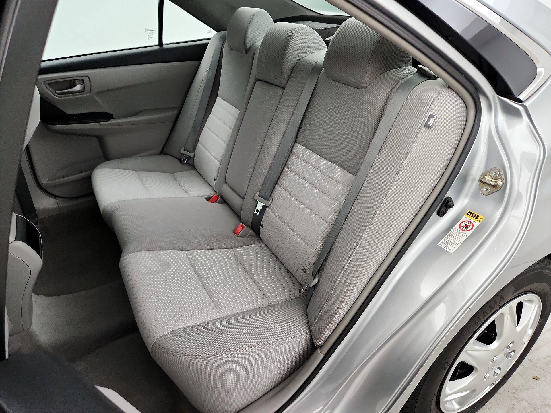 Thumbnail: 2015 Toyota Camry - 20