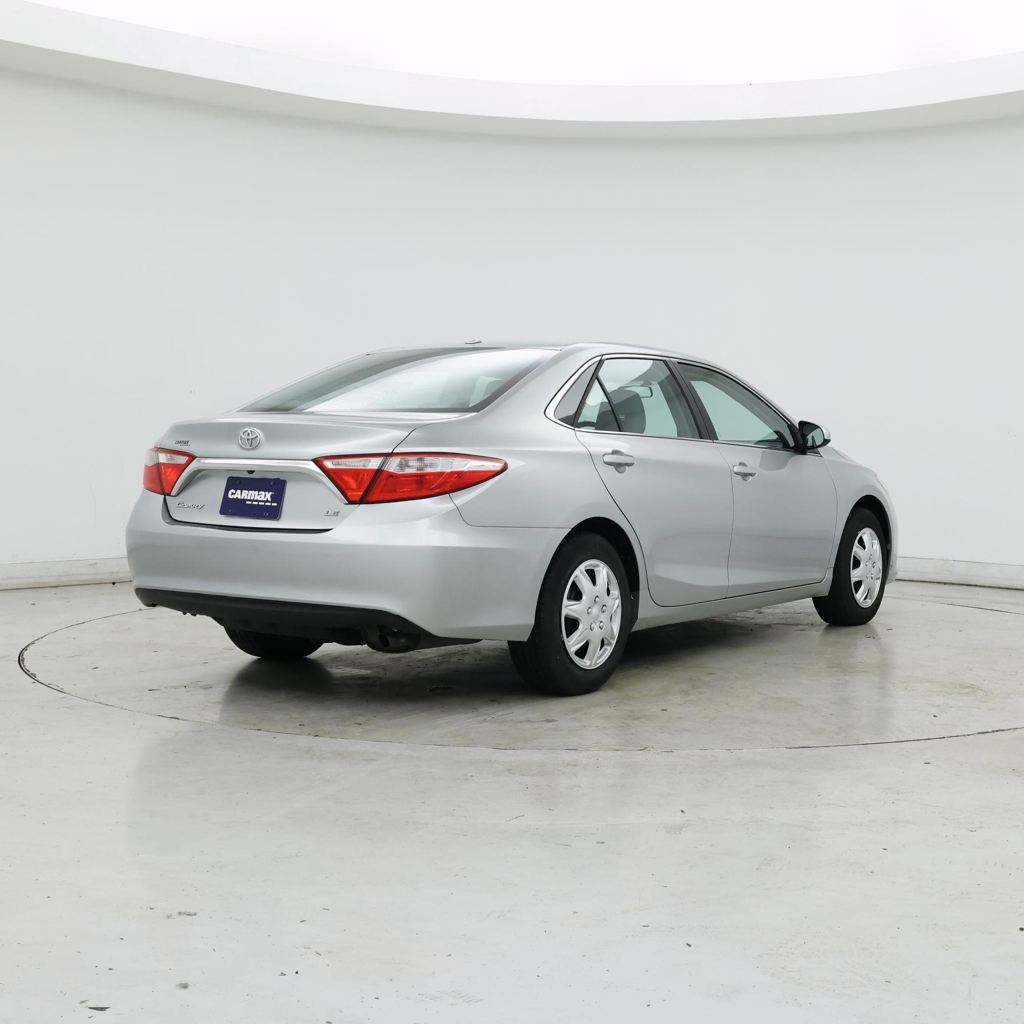 Thumbnail: 2015 Toyota Camry - 8